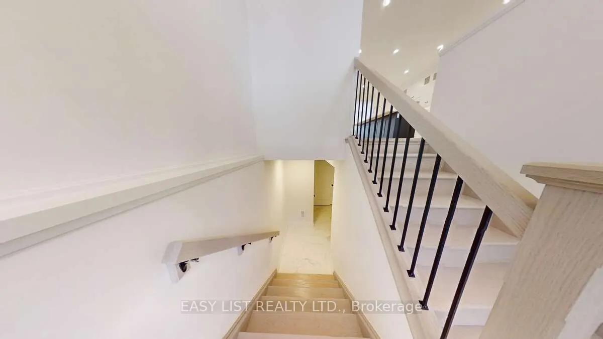 6 Kay Crescent