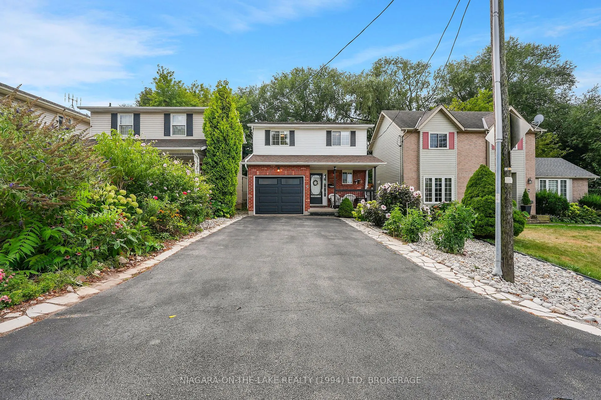 6 LAKESIDE Drive