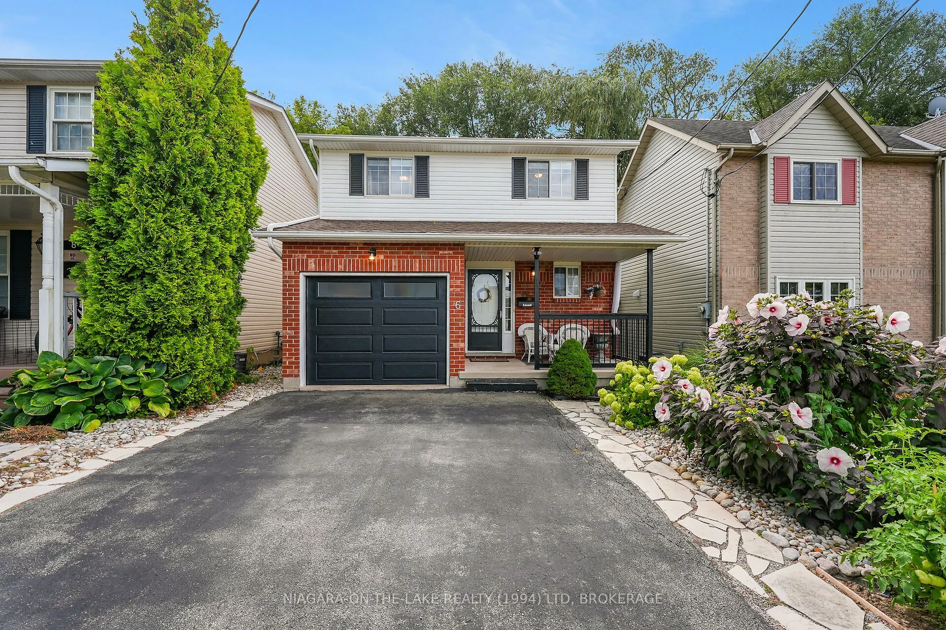 6 LAKESIDE Drive