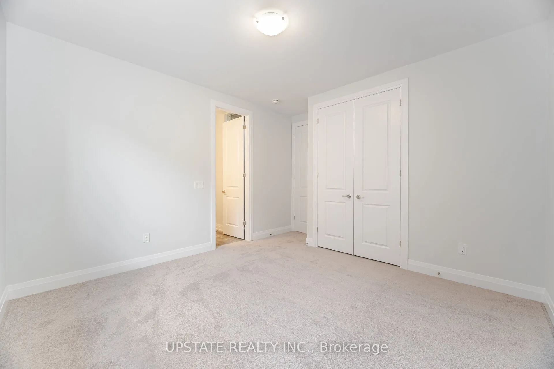 104 Harwood Avenue