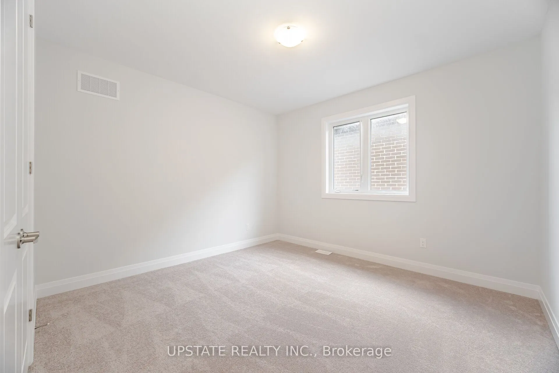 104 Harwood Avenue