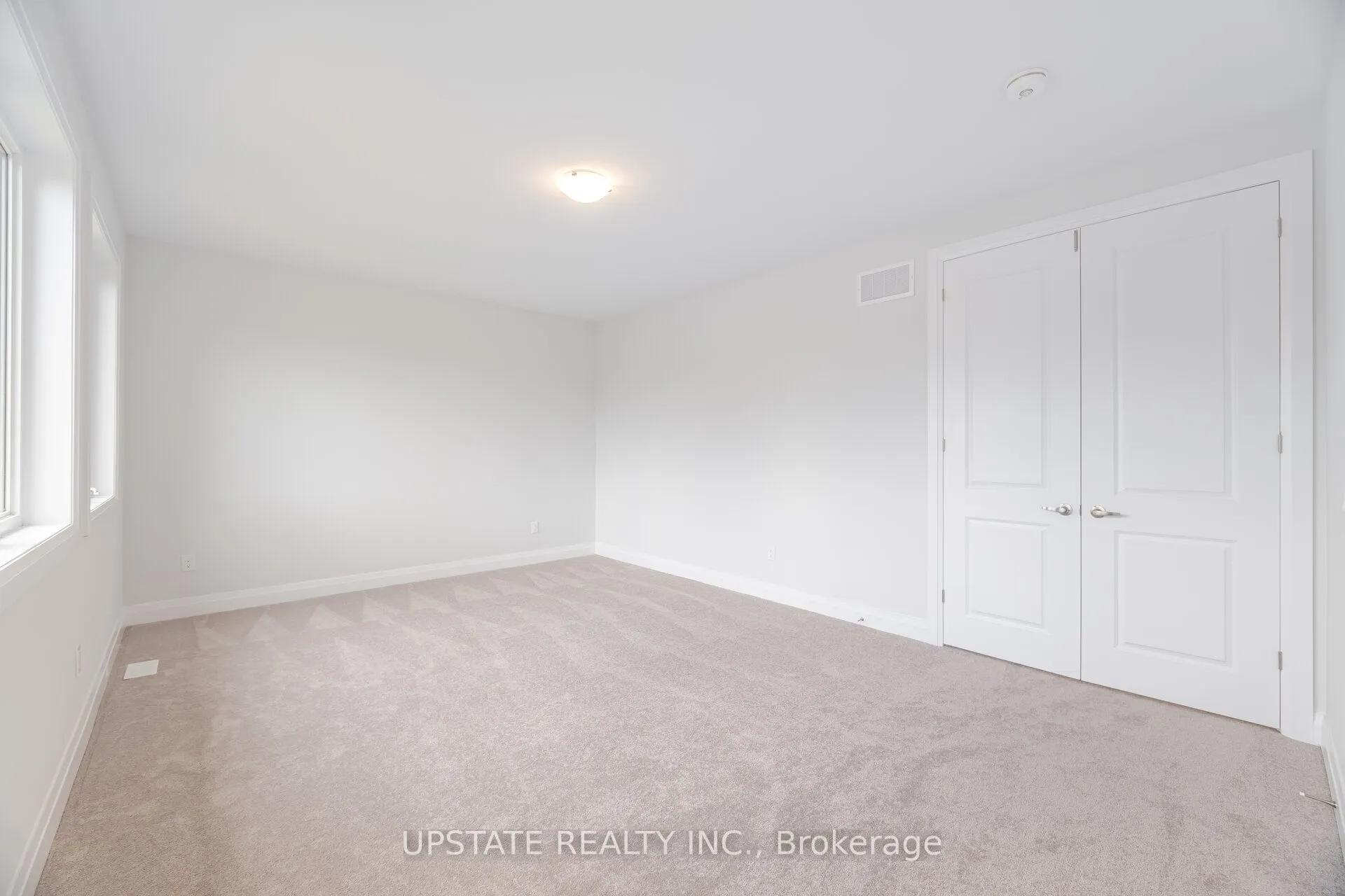 104 Harwood Avenue