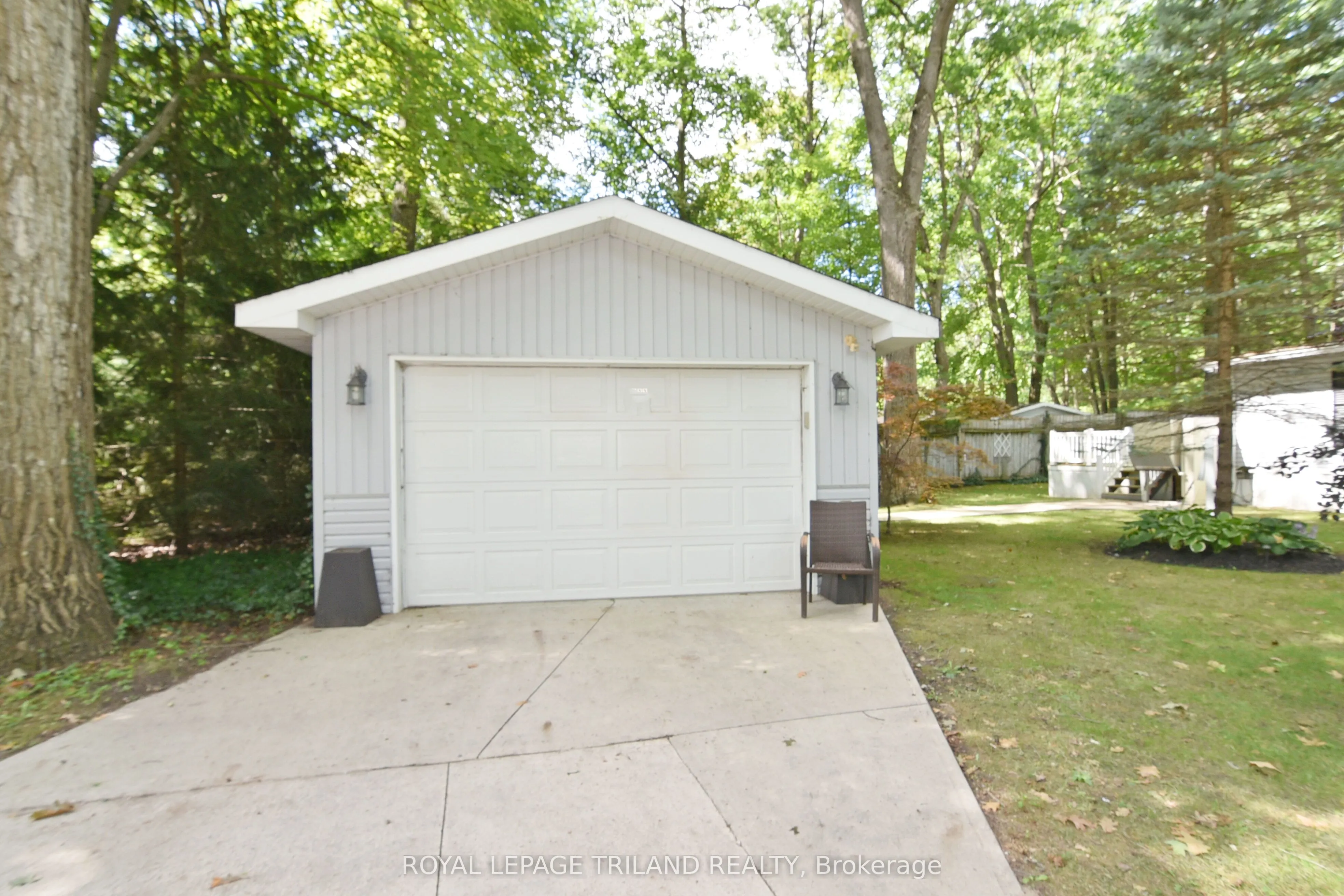 9910 NORTHVILLE Crescent, #A33