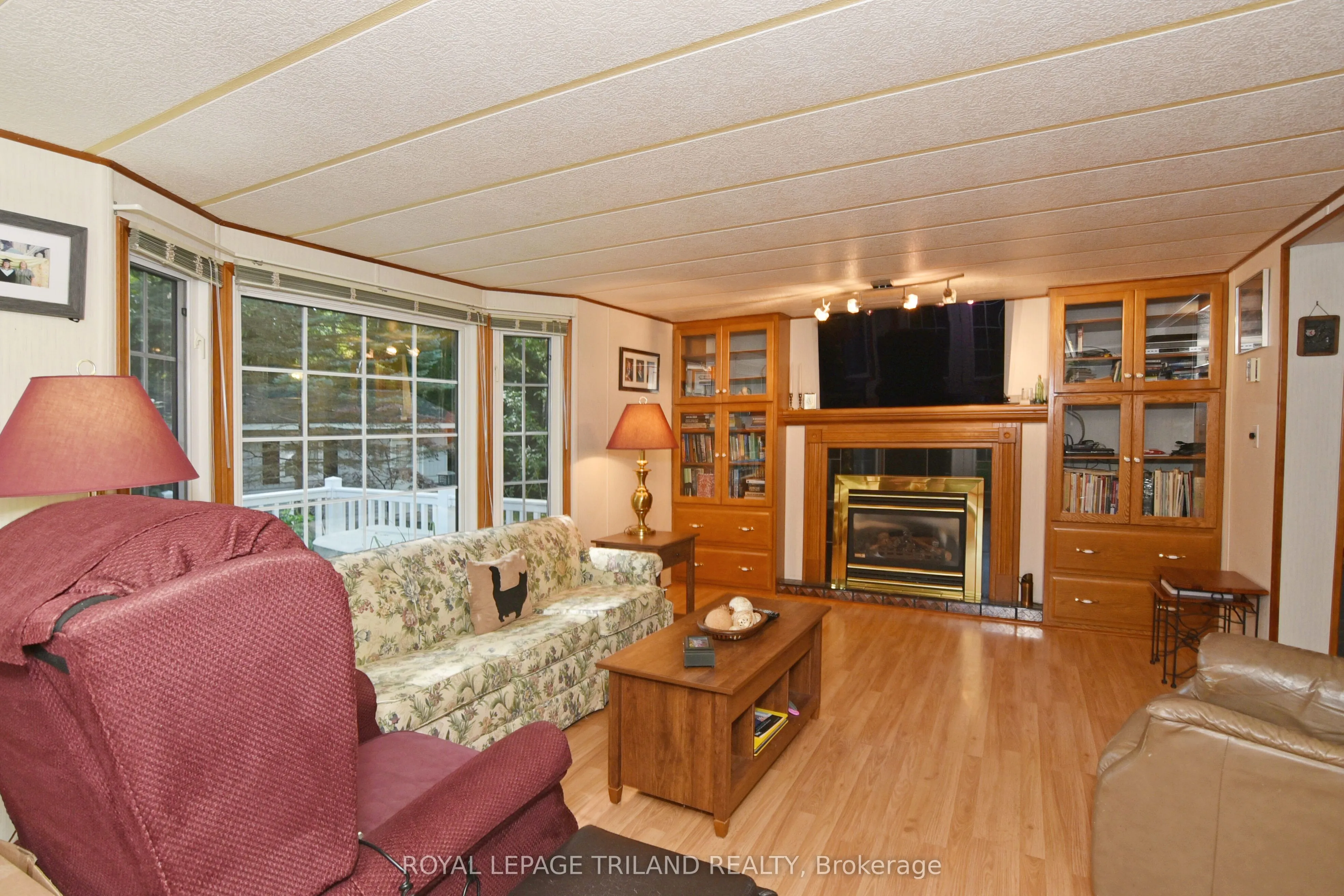 9910 NORTHVILLE Crescent, #A33