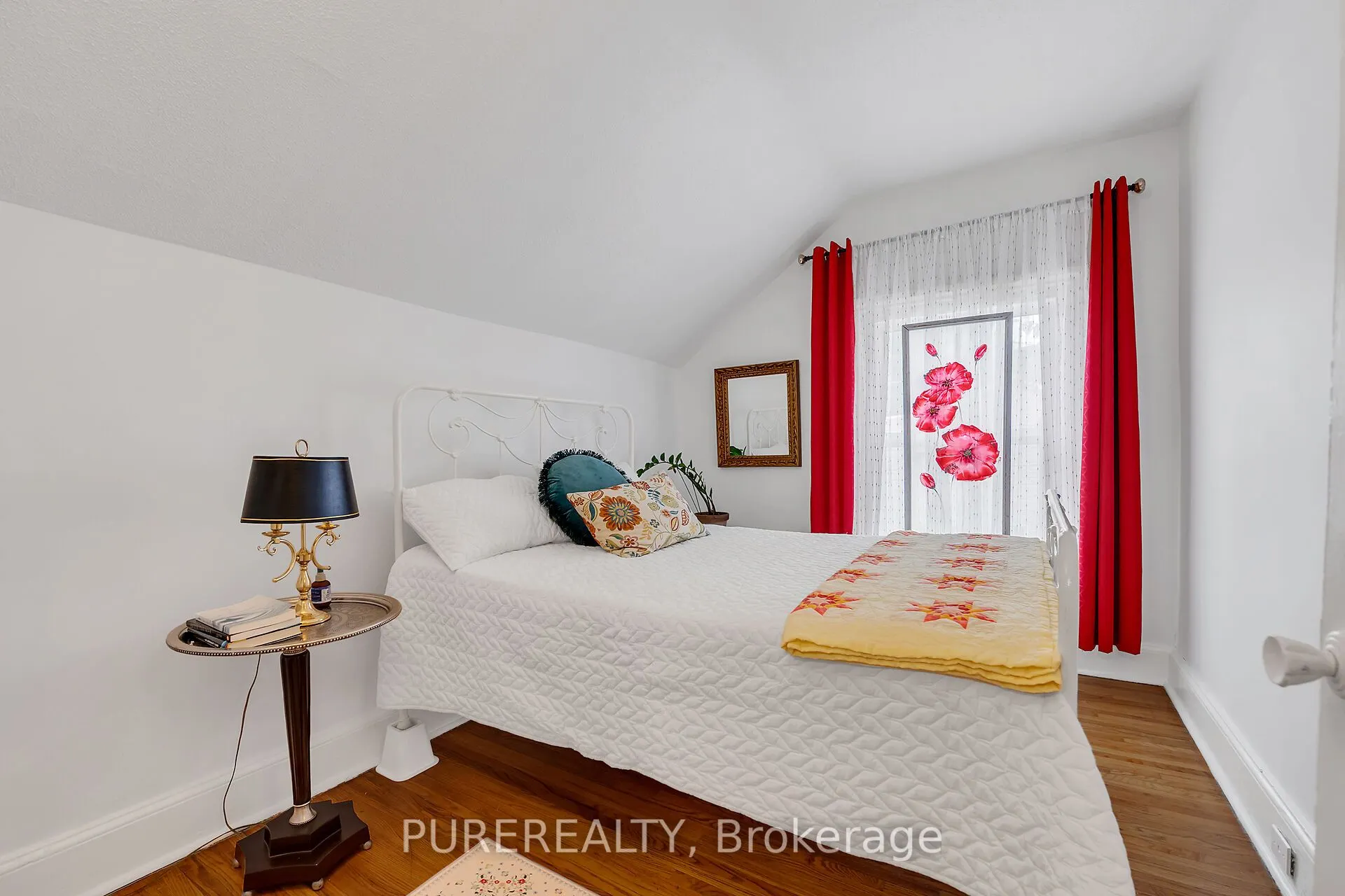 91 Pearl Street S