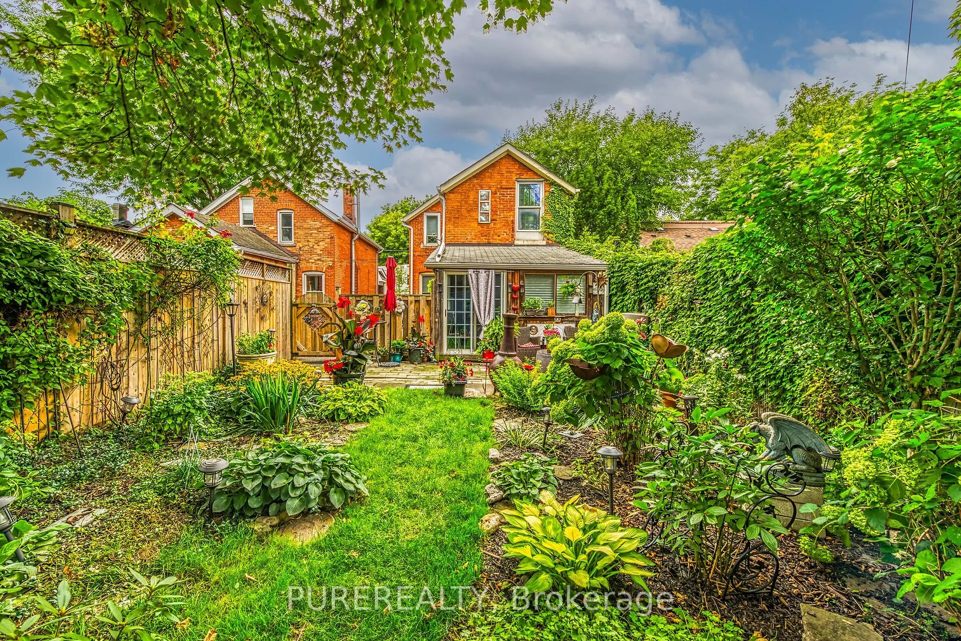 91 Pearl Street S