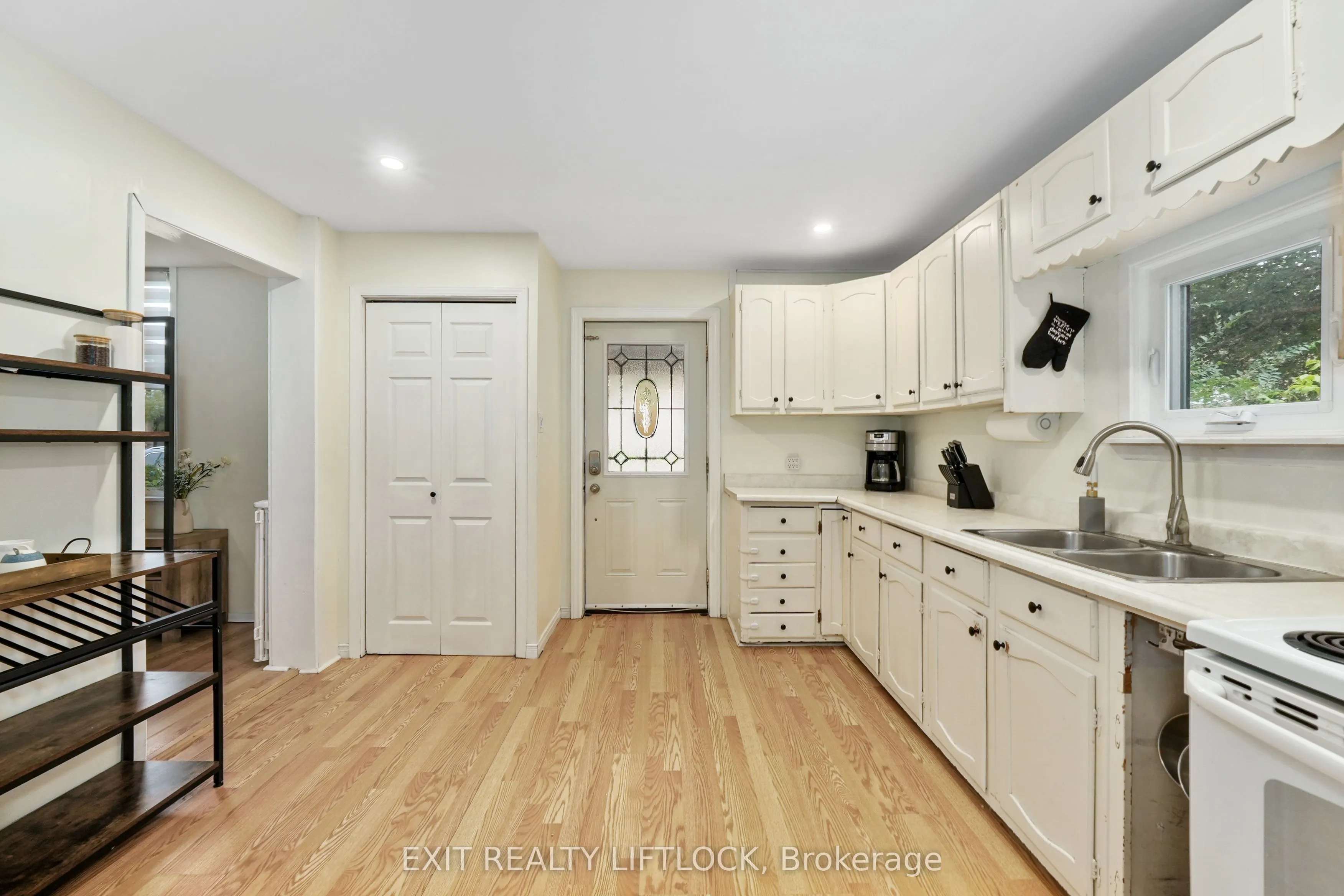 378 London Street