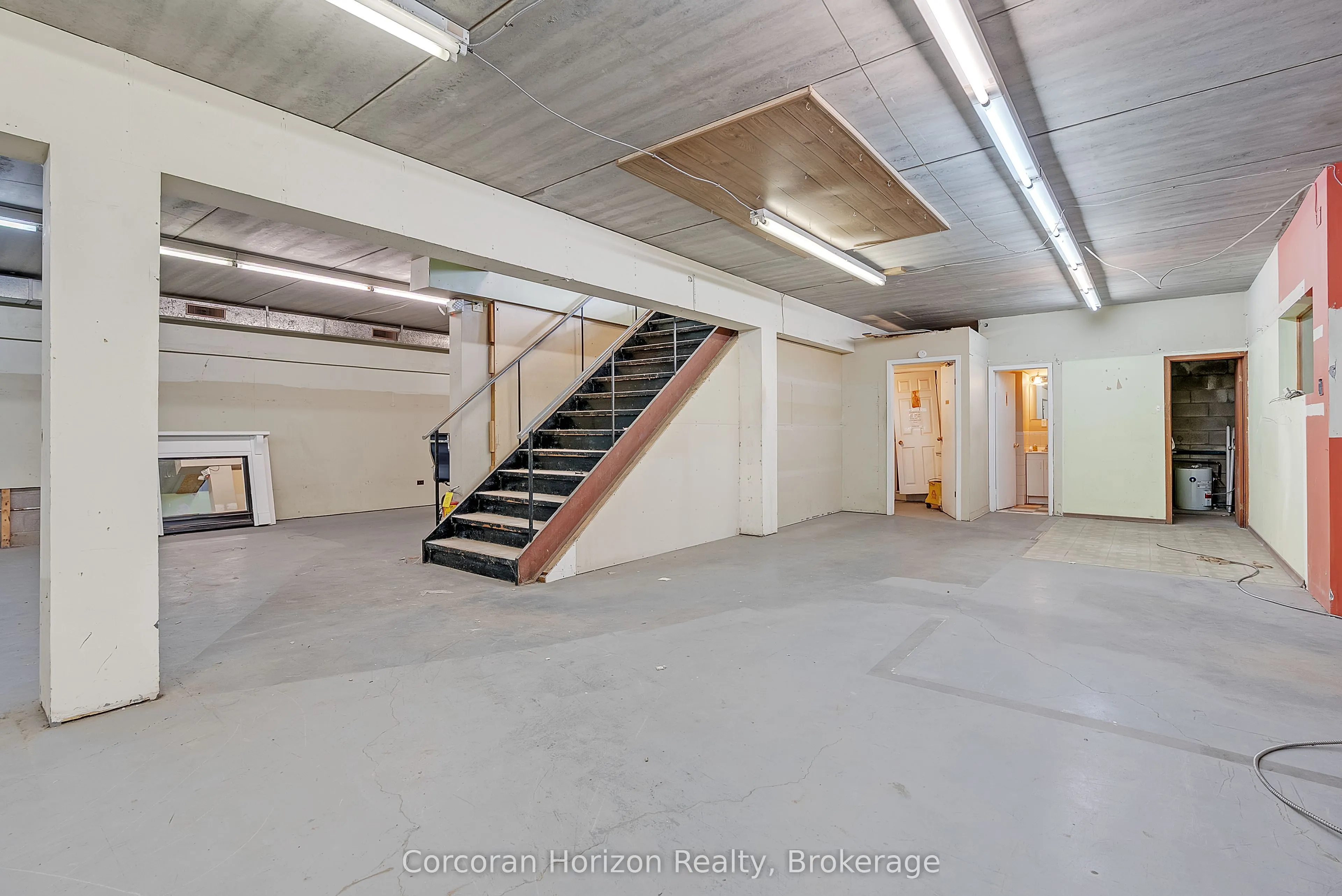 17 Barton Street E, #Main+Bsmt