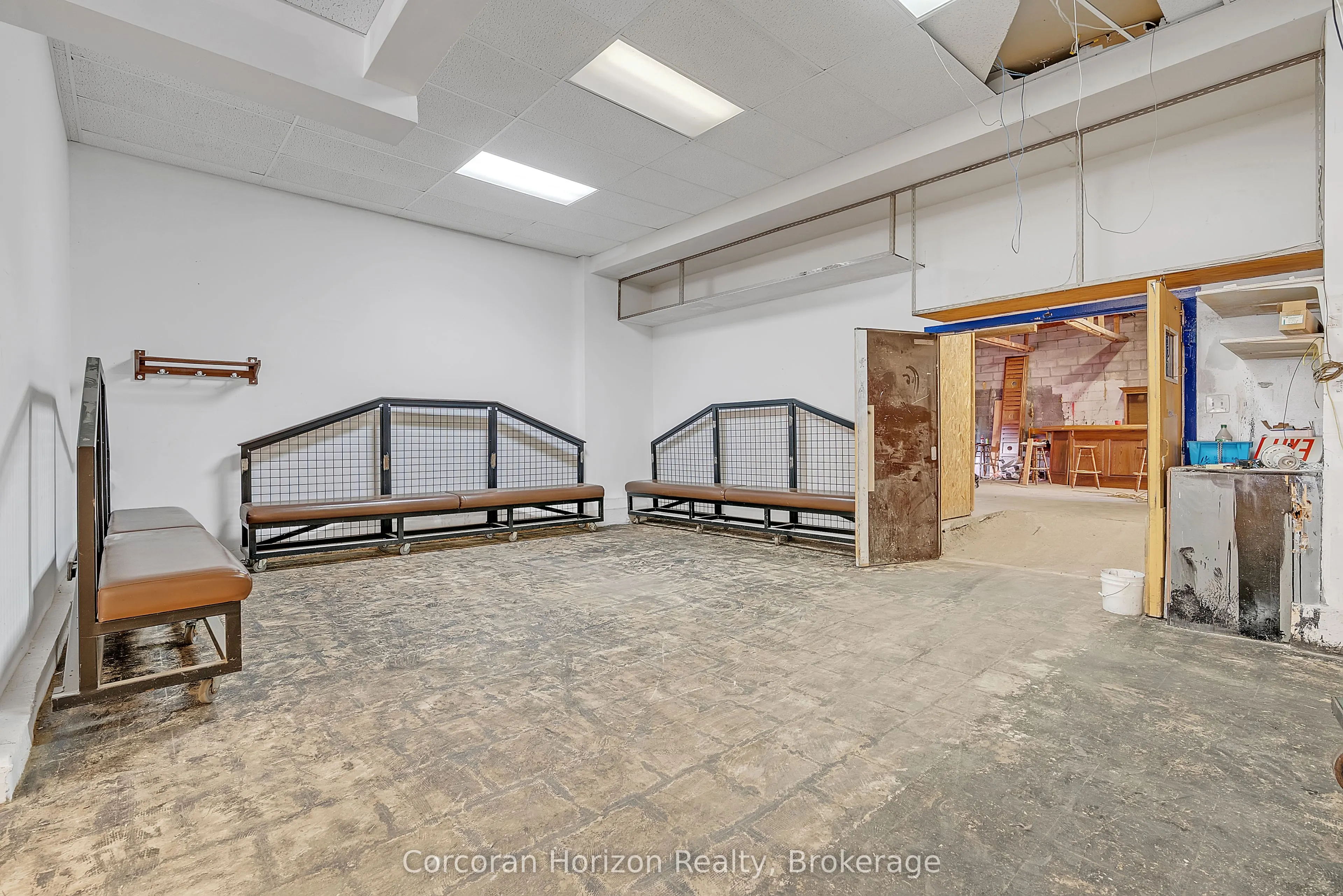 17 Barton Street E, #Main+Bsmt