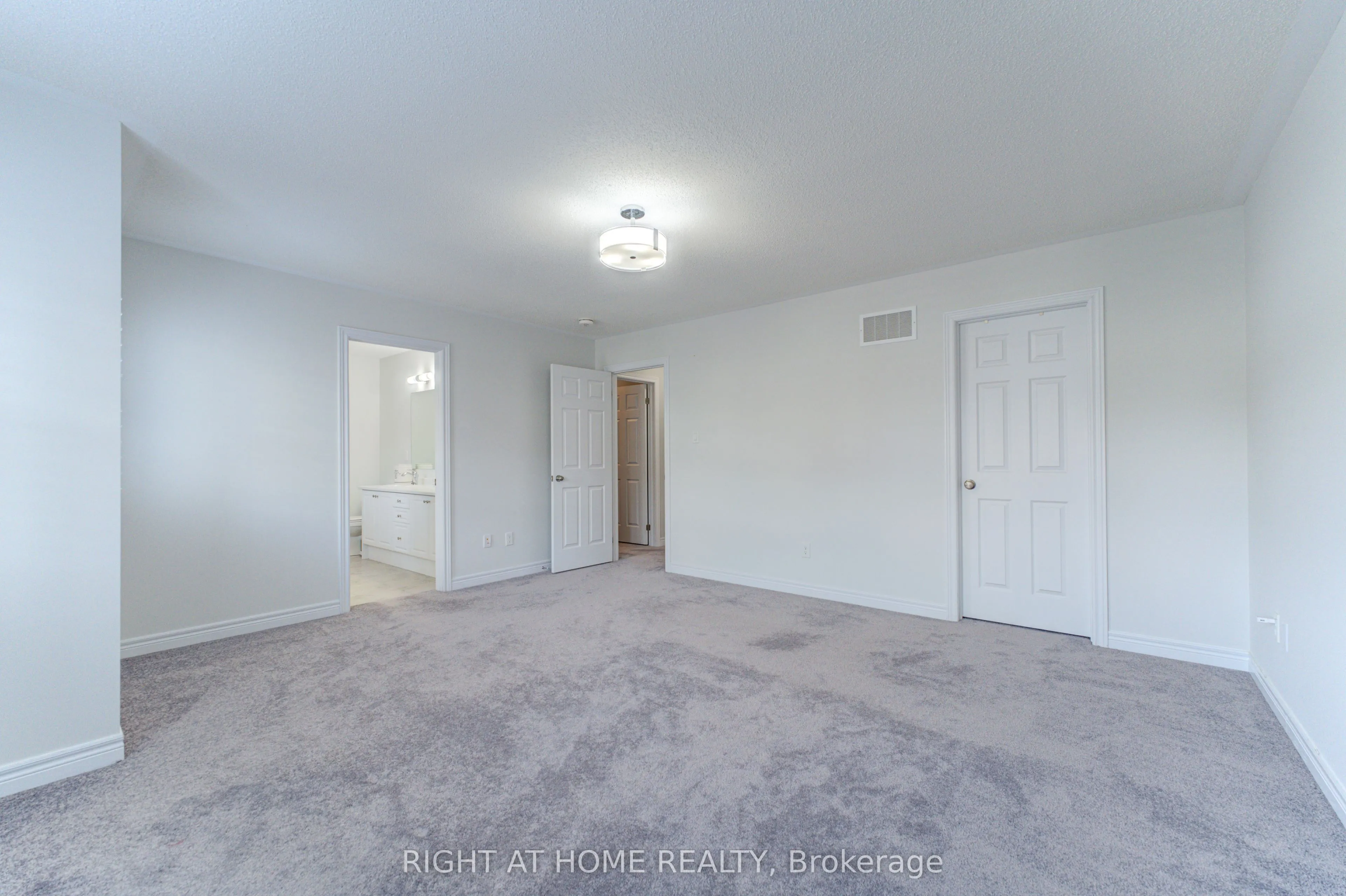 39 Drake Avenue
