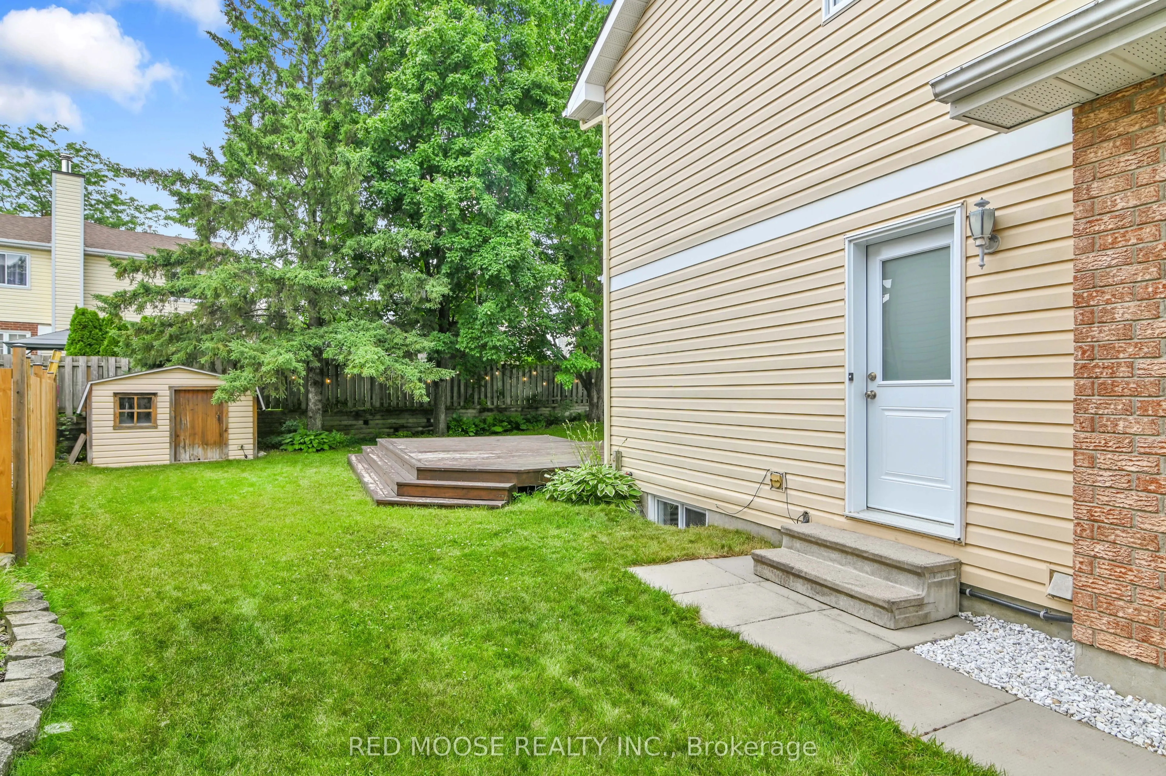 55 Hawley Crescent
