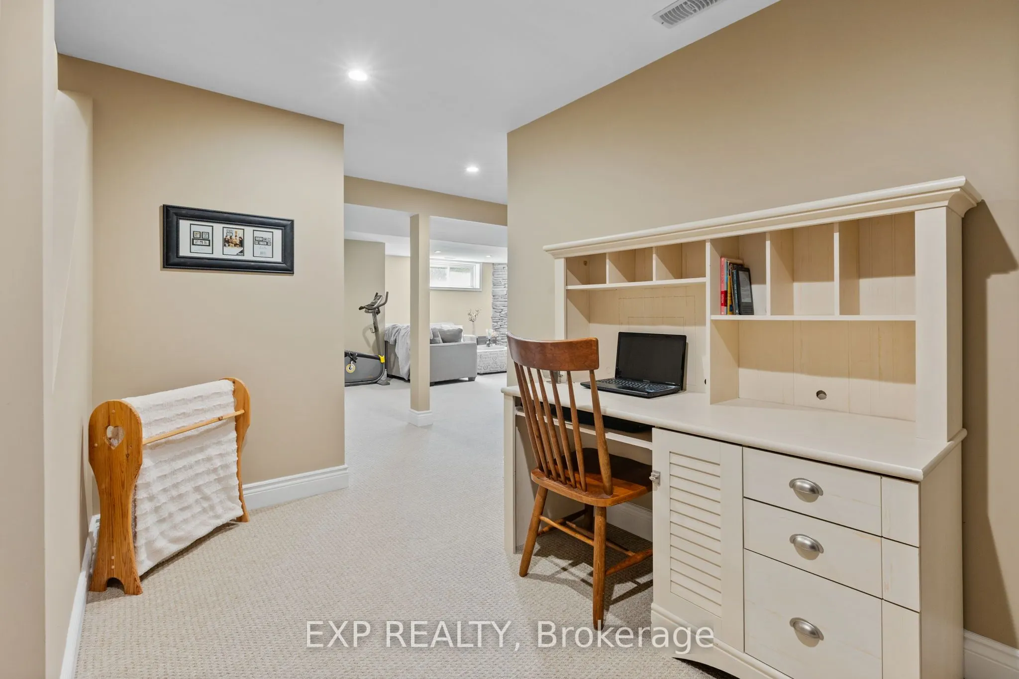 8325 Albert Bouwers Circle