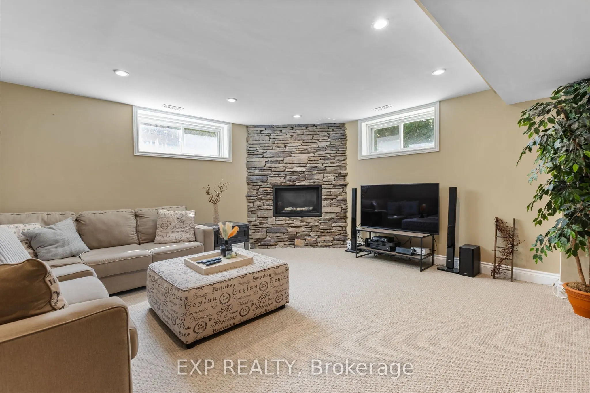 8325 Albert Bouwers Circle