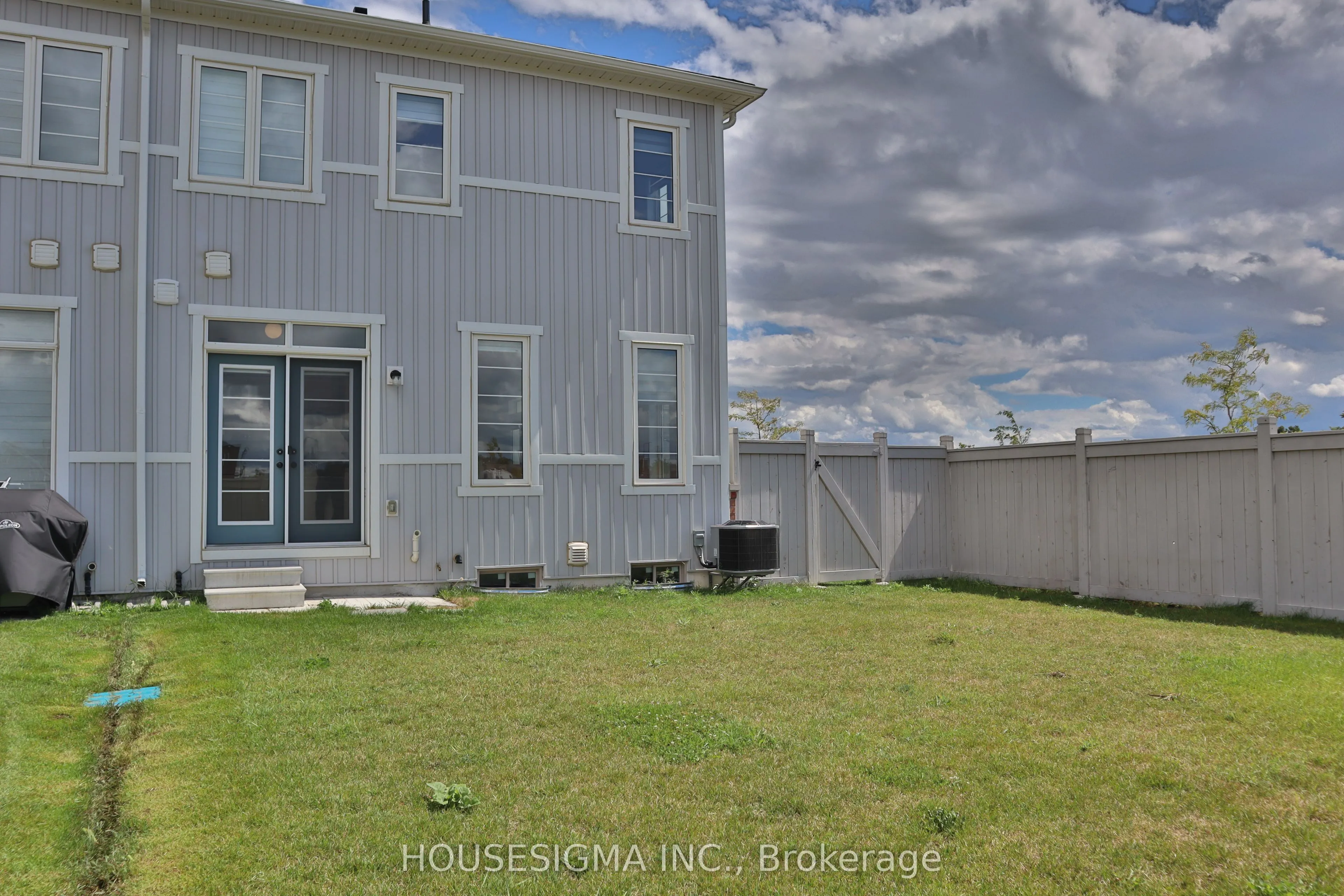 560 Red Elm Road