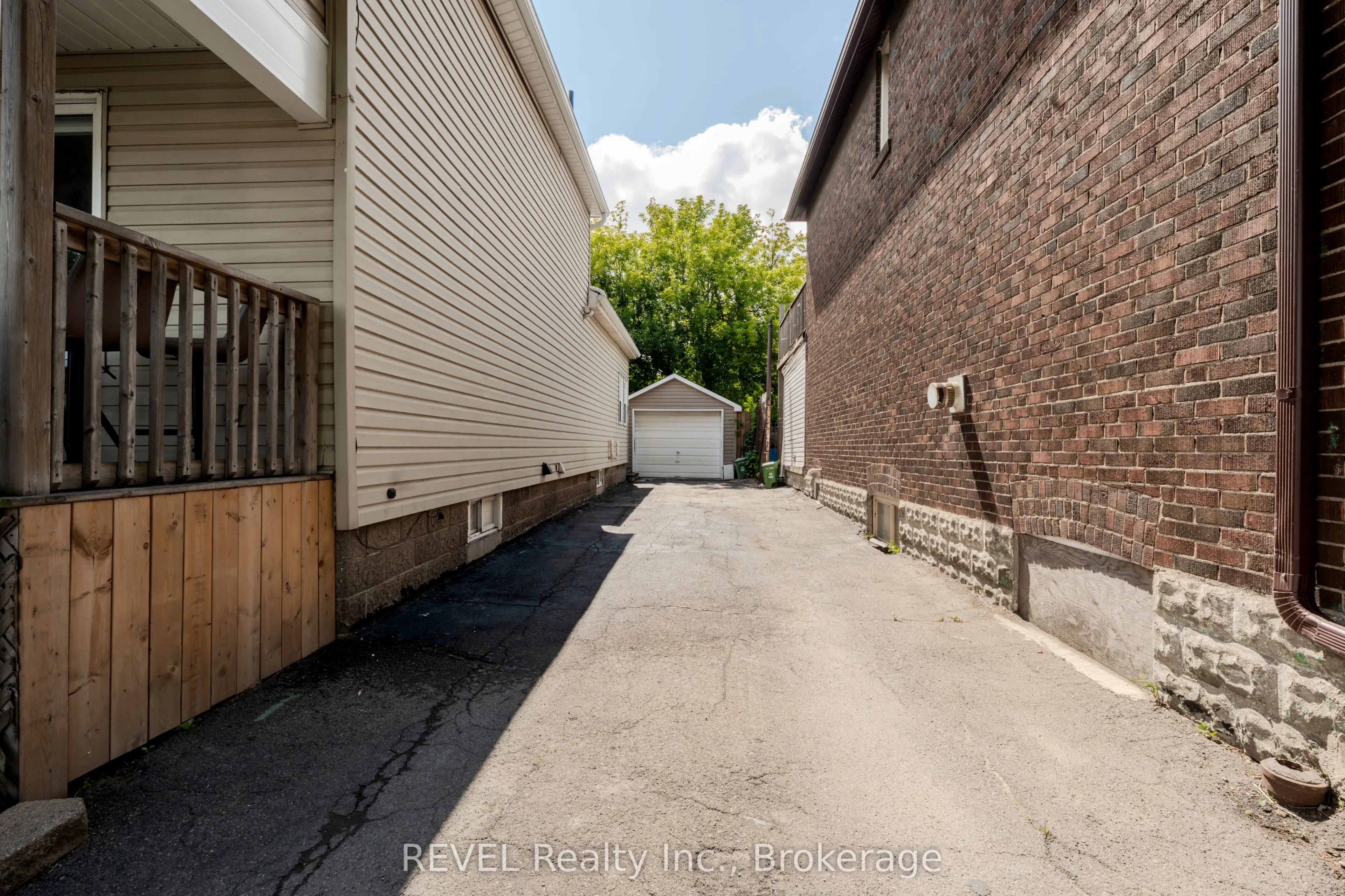 24 Imperial Street