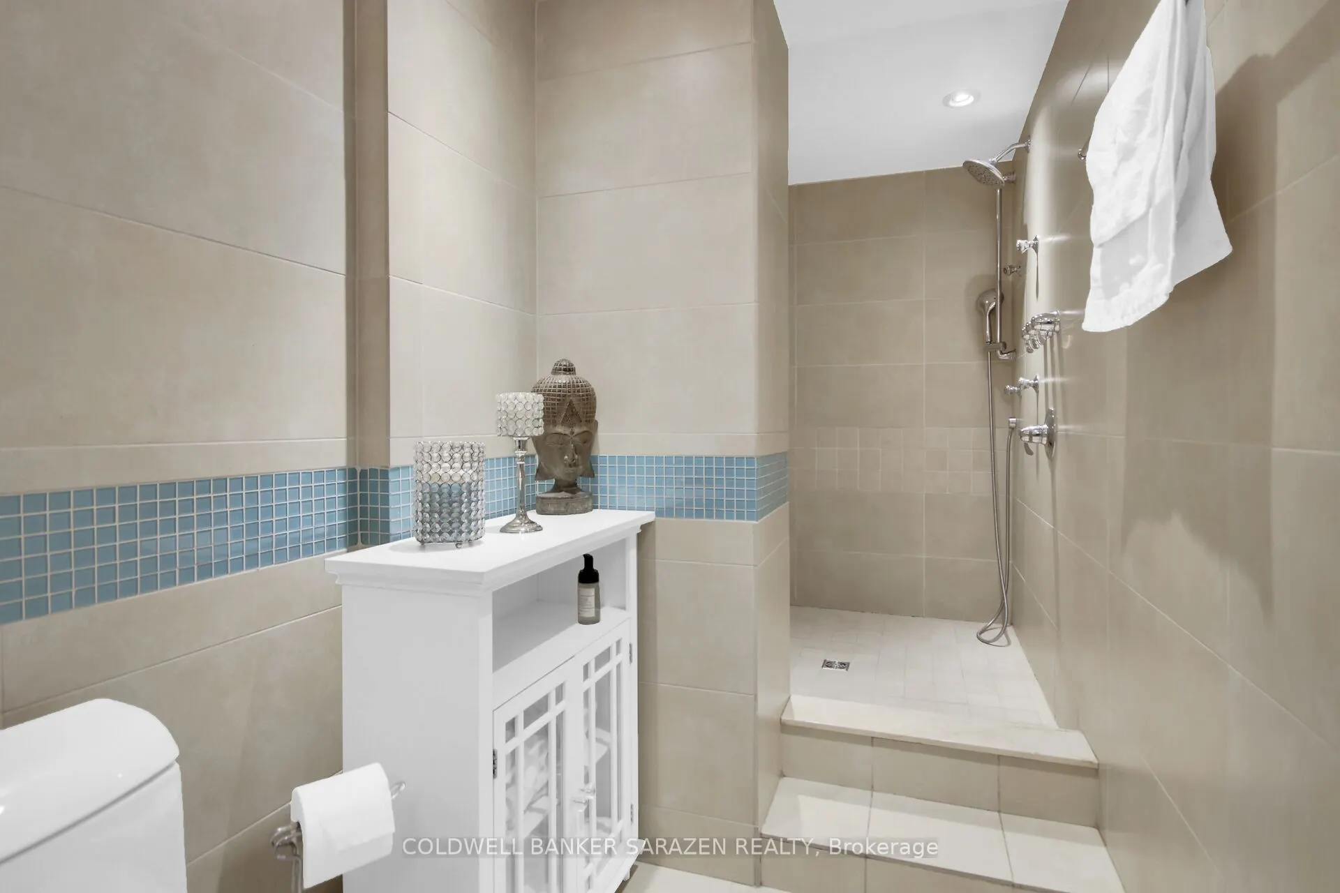 2871 Richmond Road, #1111