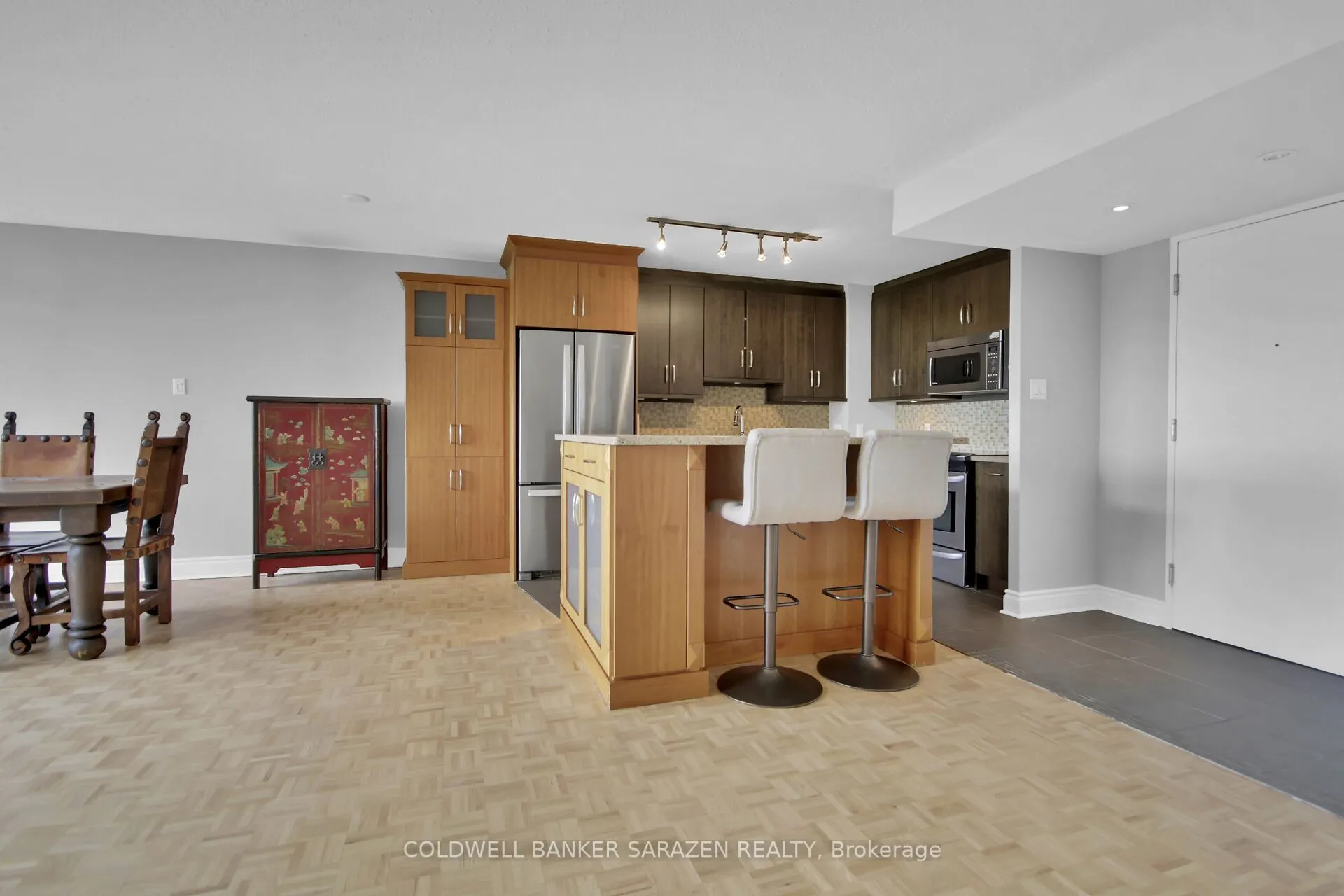 2871 Richmond Road, #1111