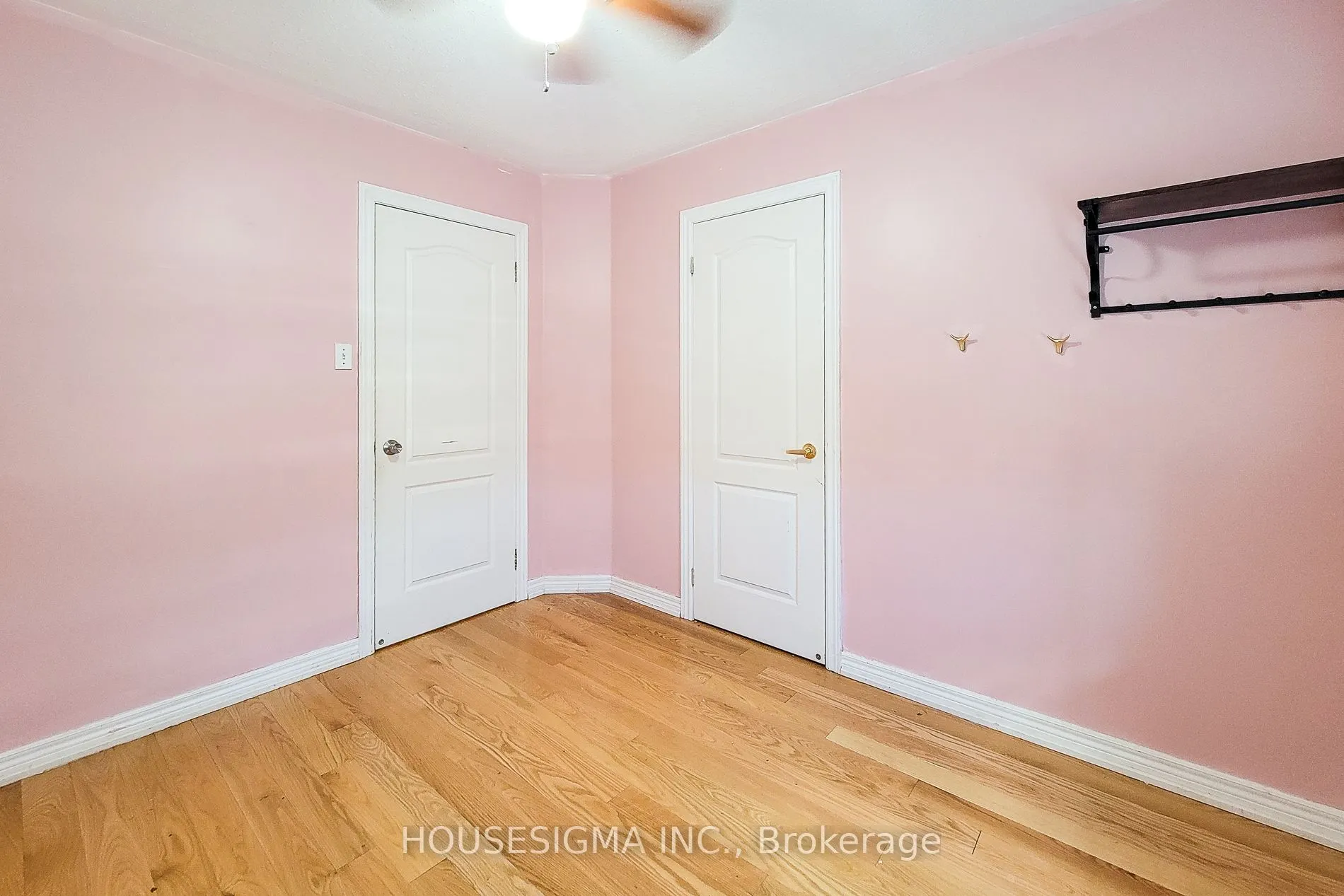 69 Peachwood Crescent, #Main