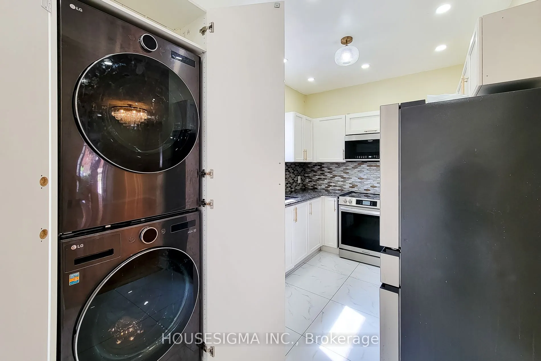 69 Peachwood Crescent, #Main