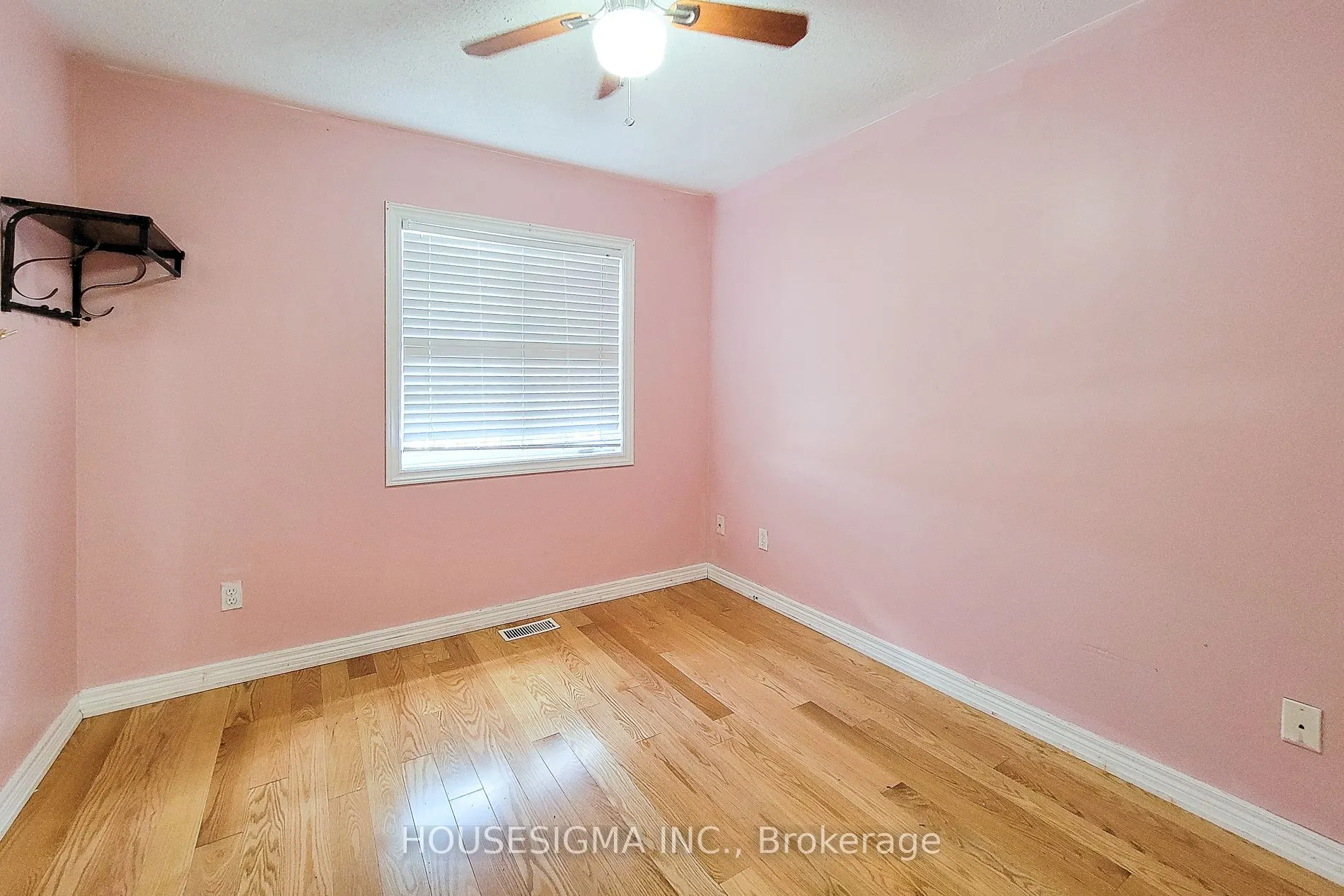 69 Peachwood Crescent, #Main
