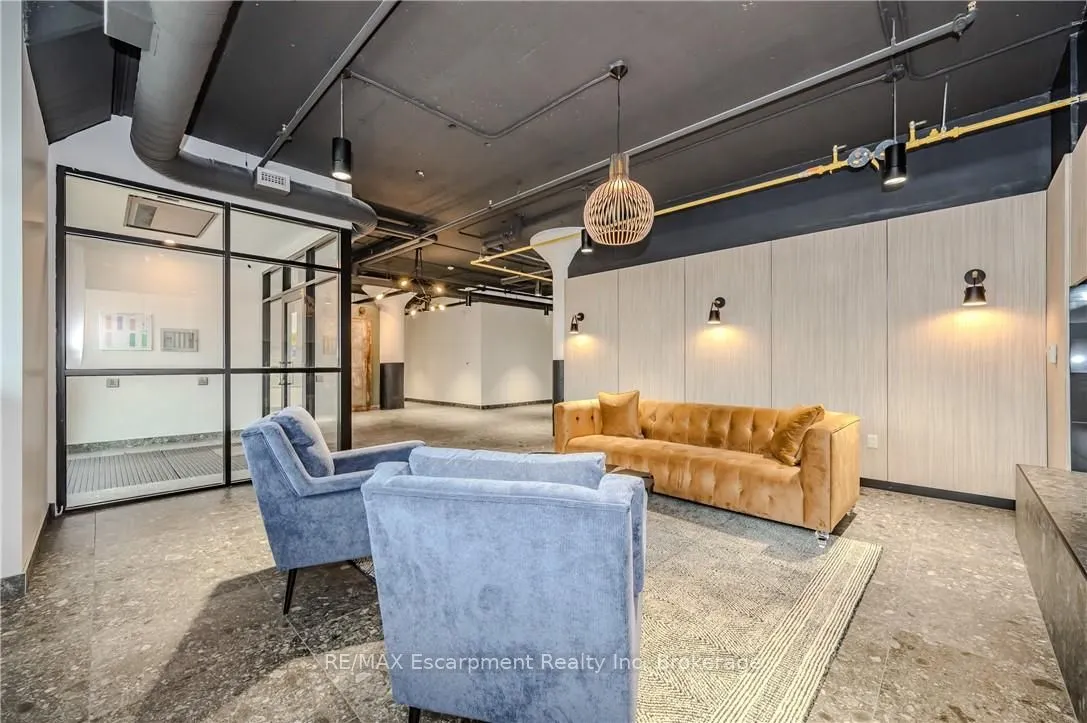 120 Huron Street, #528