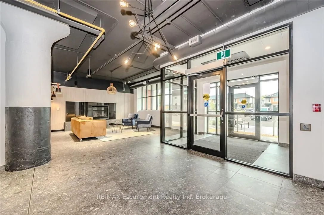 120 Huron Street, #528