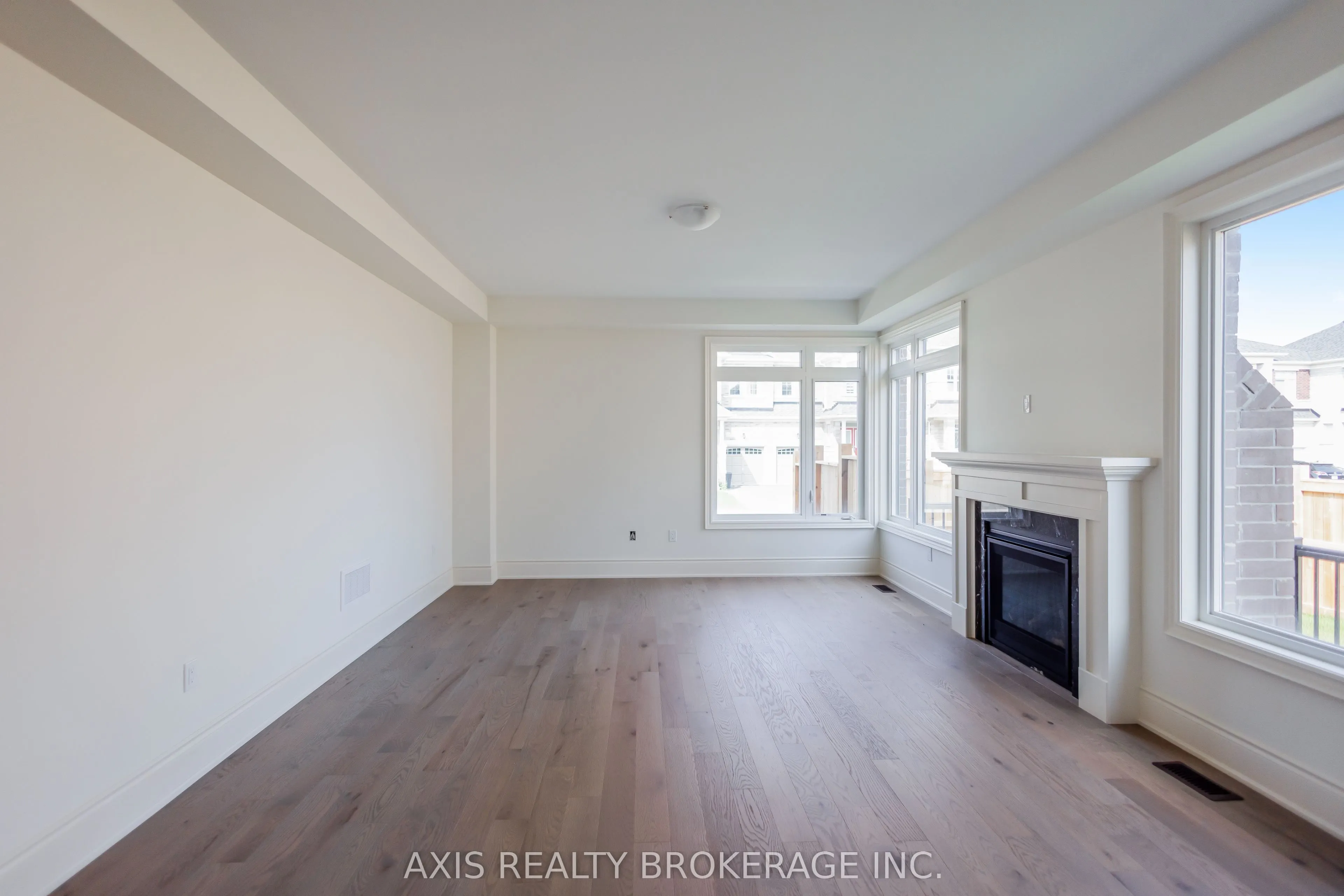 53 Holcomb Terrace