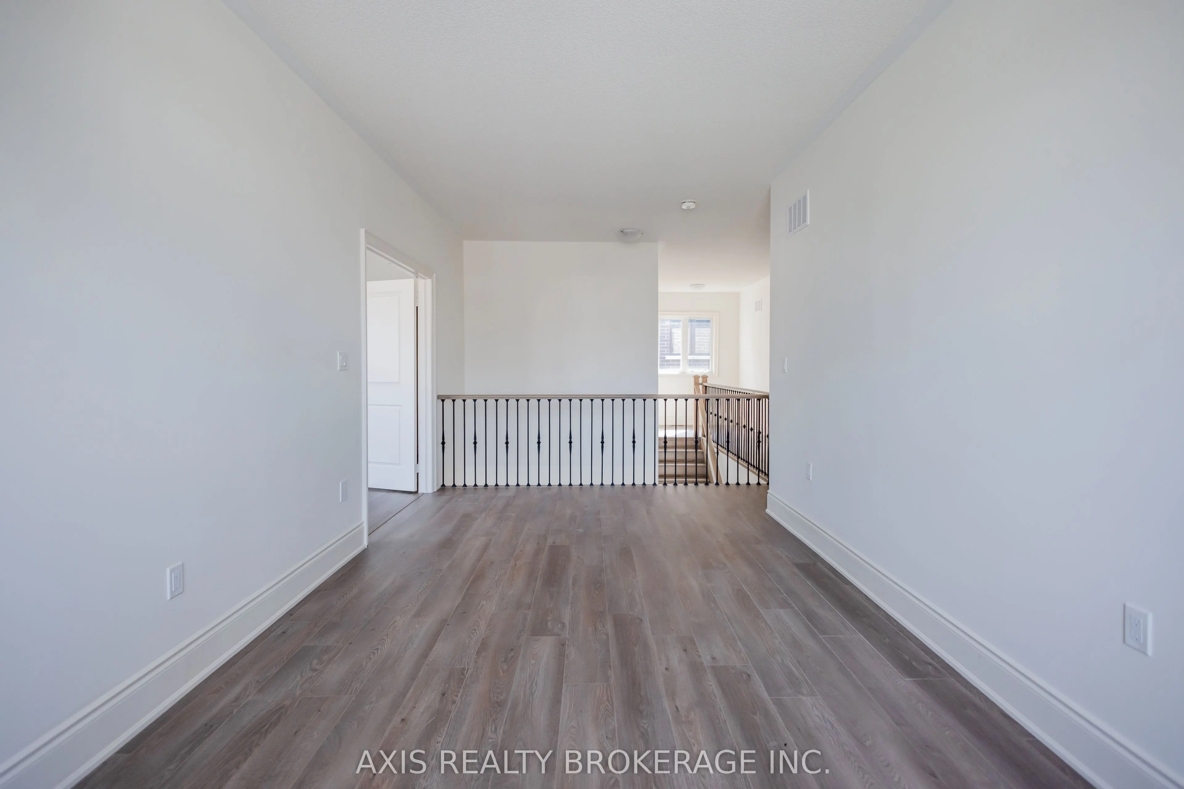 53 Holcomb Terrace