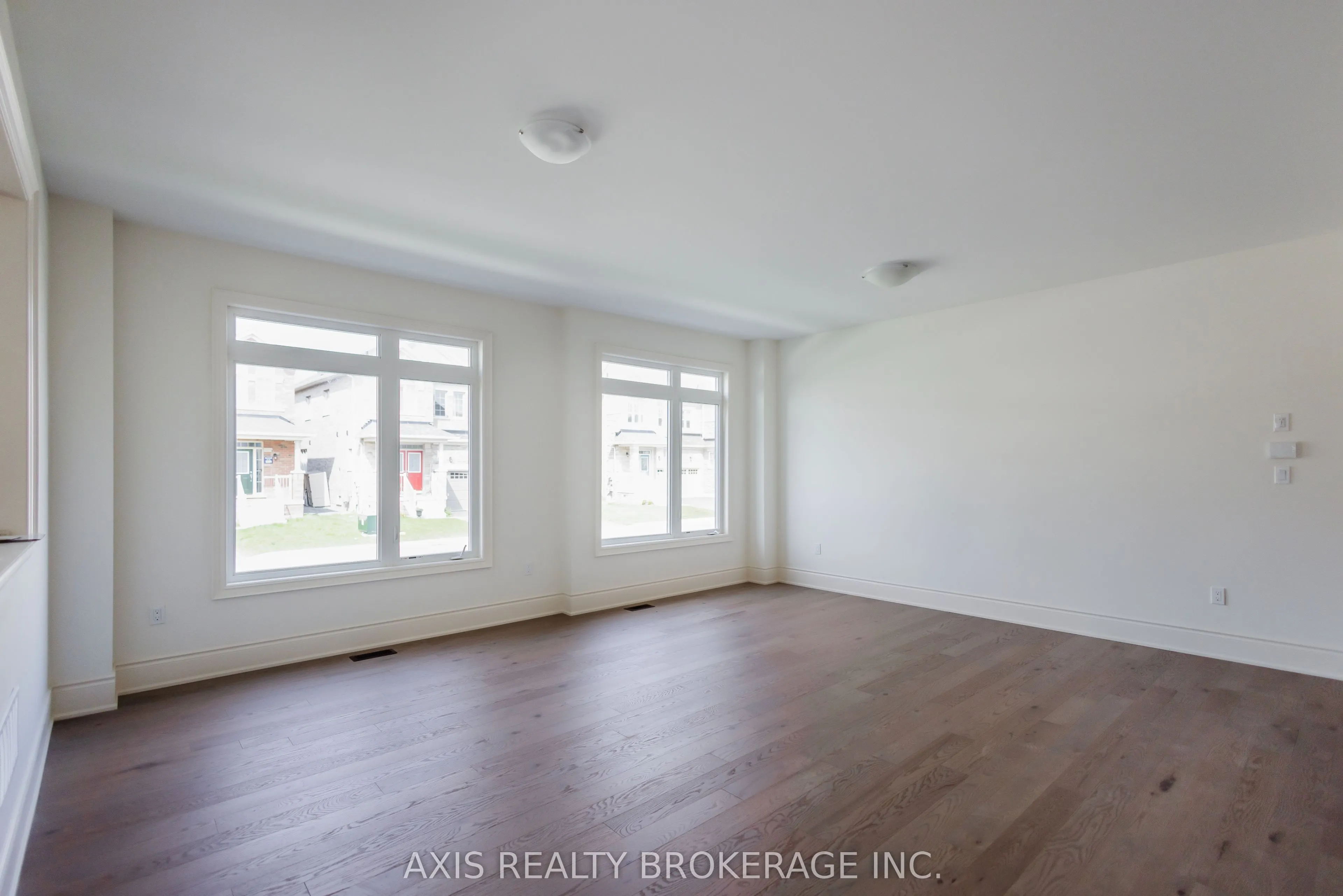 53 Holcomb Terrace