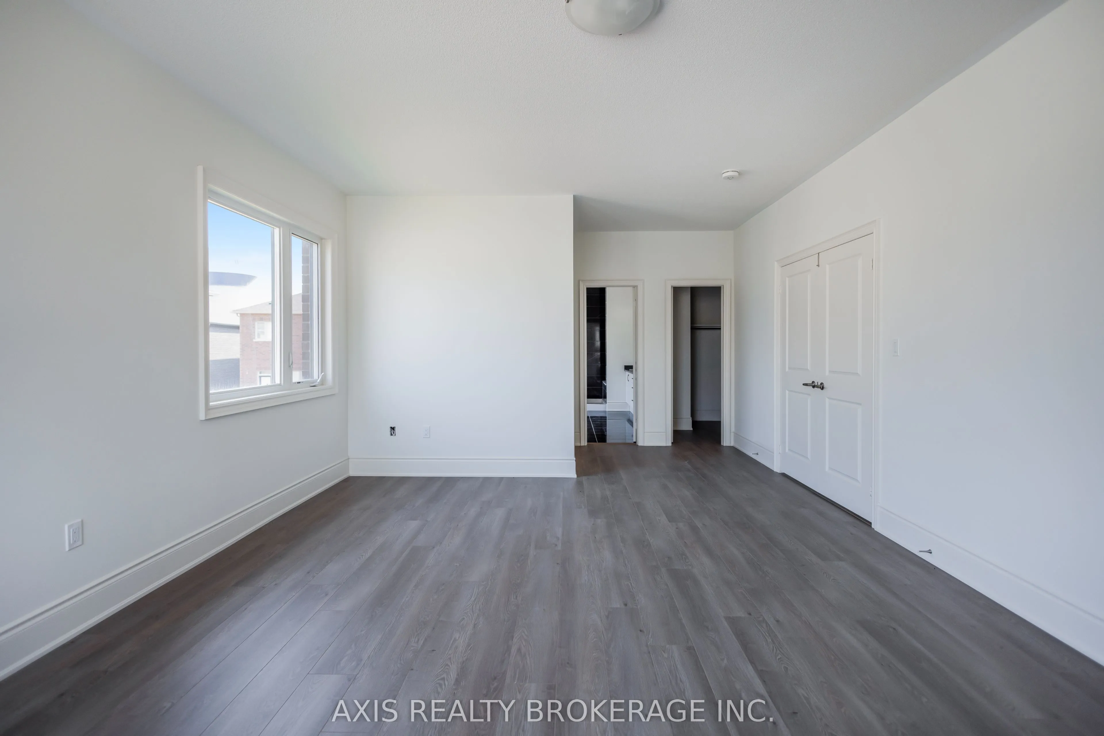 53 Holcomb Terrace