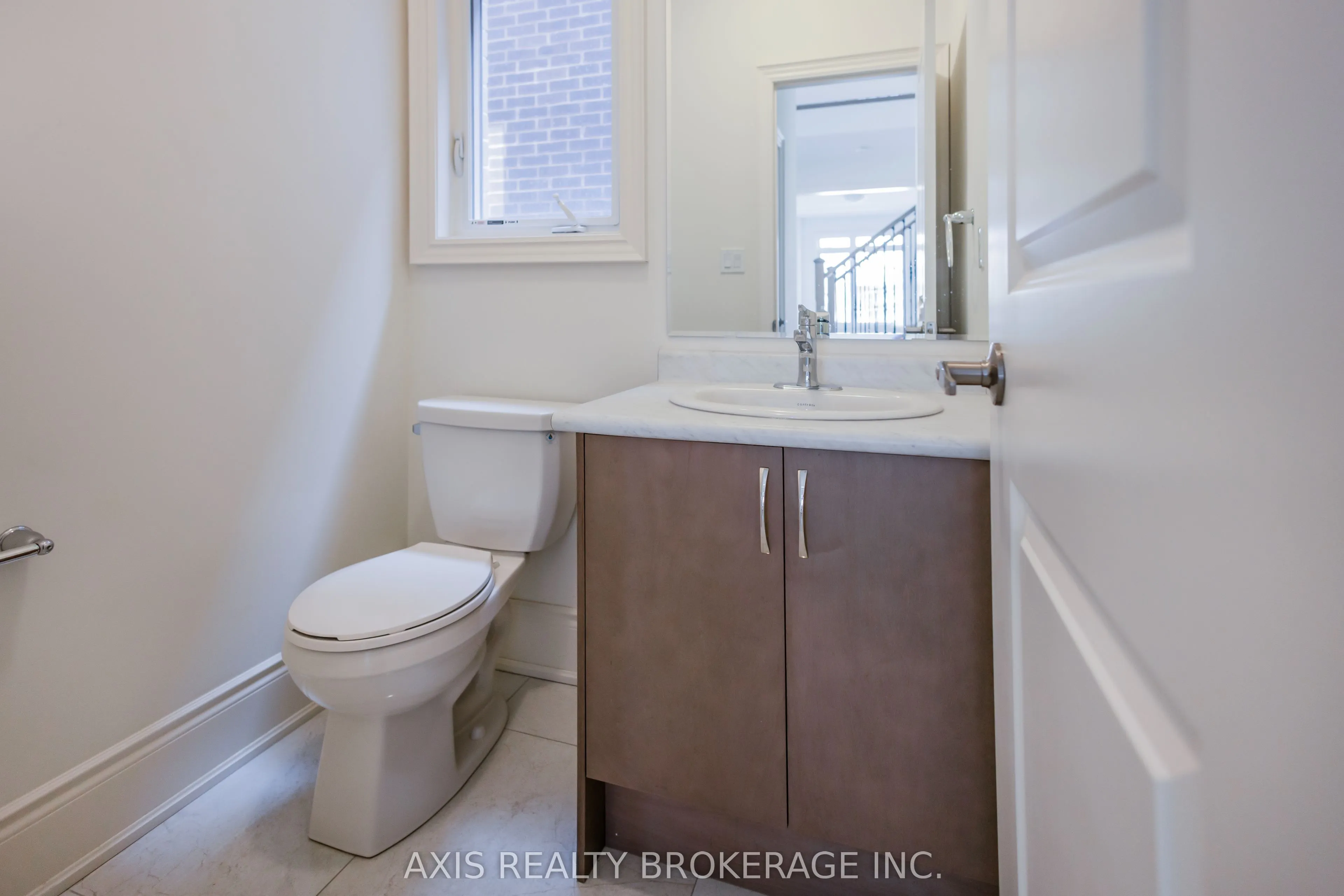 53 Holcomb Terrace