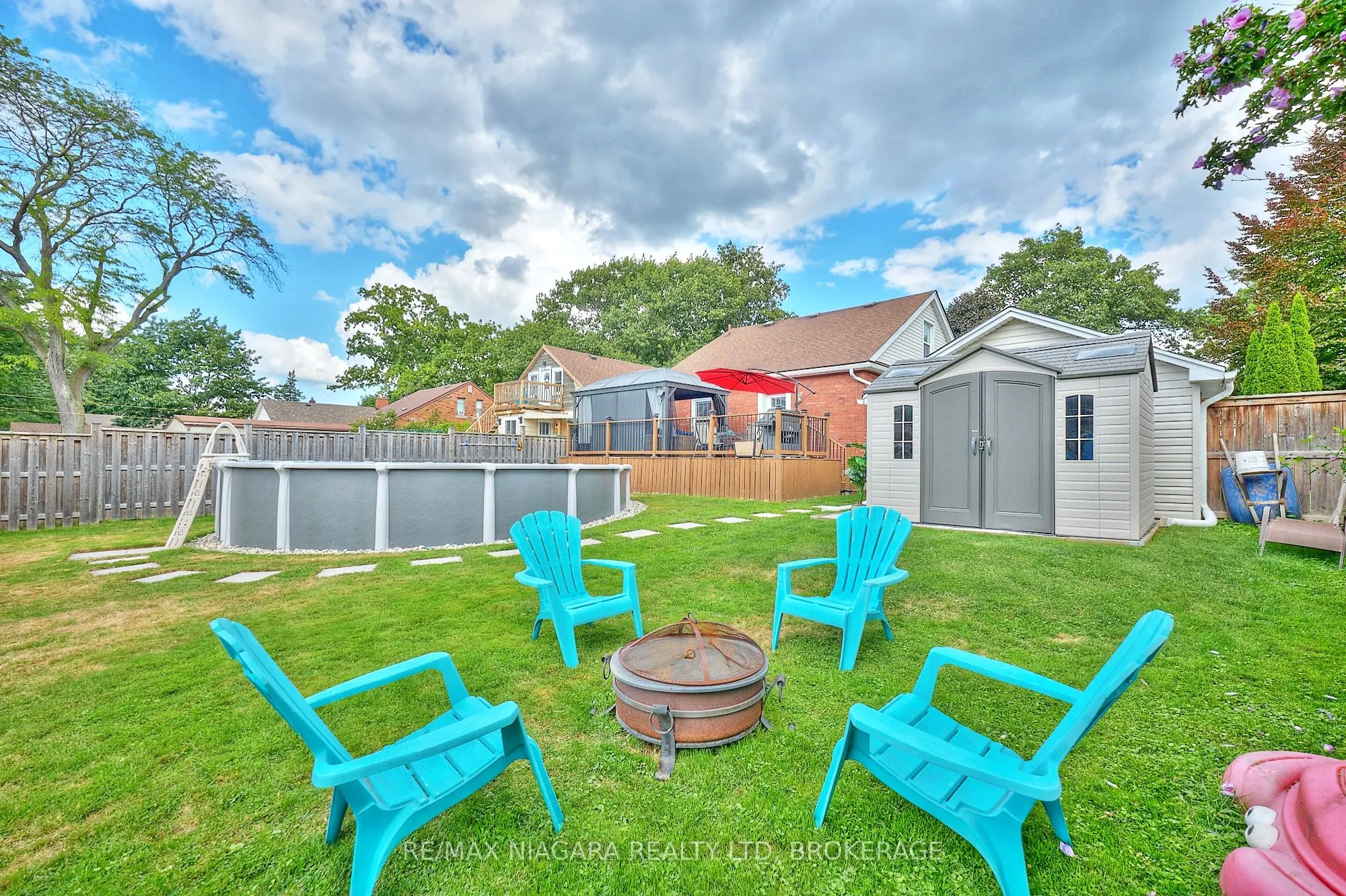 5667 Montrose Road