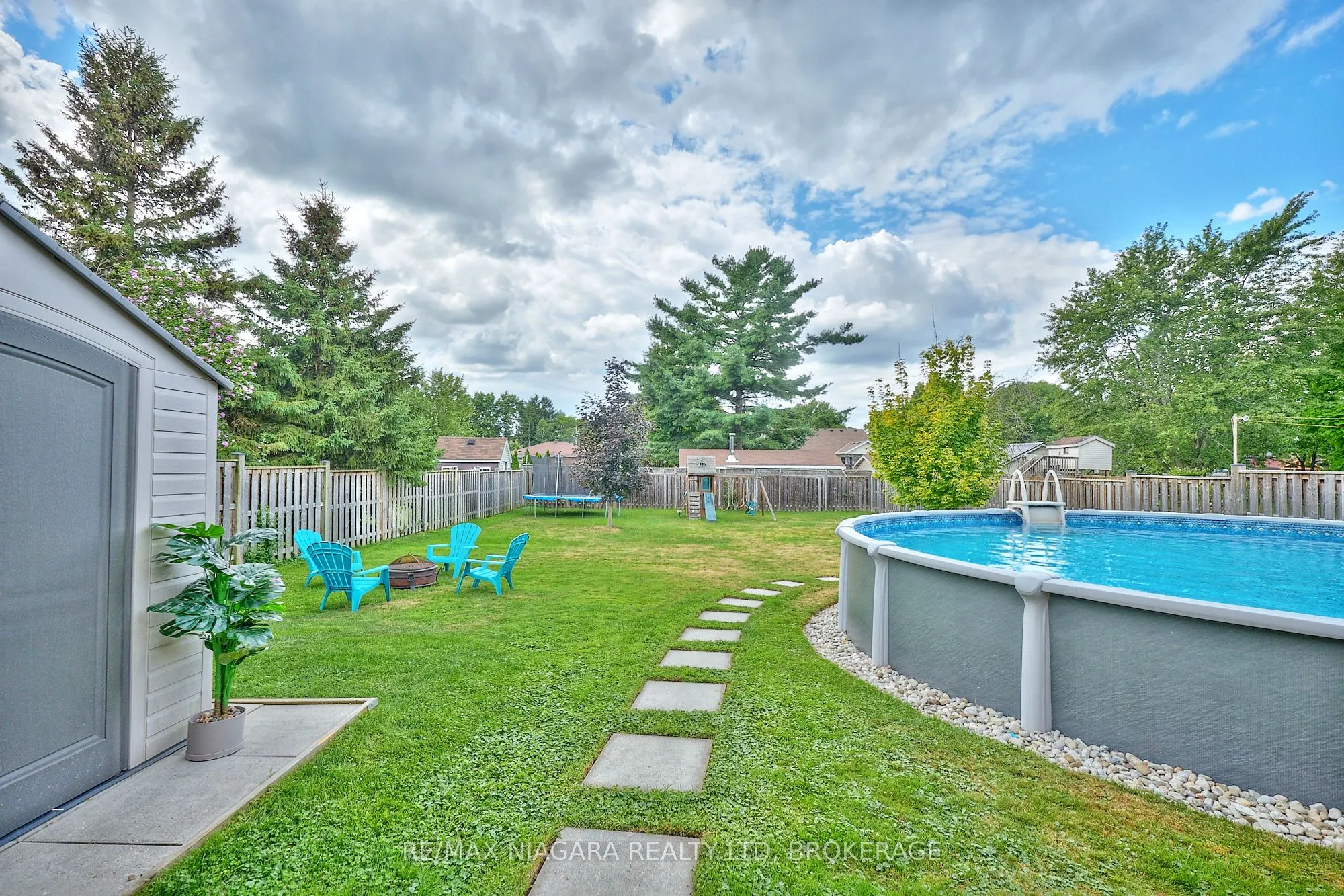 5667 Montrose Road