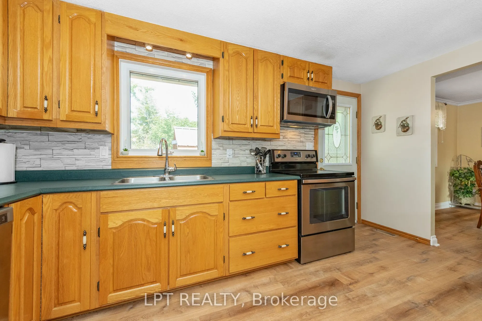 9 Dallaire Crescent