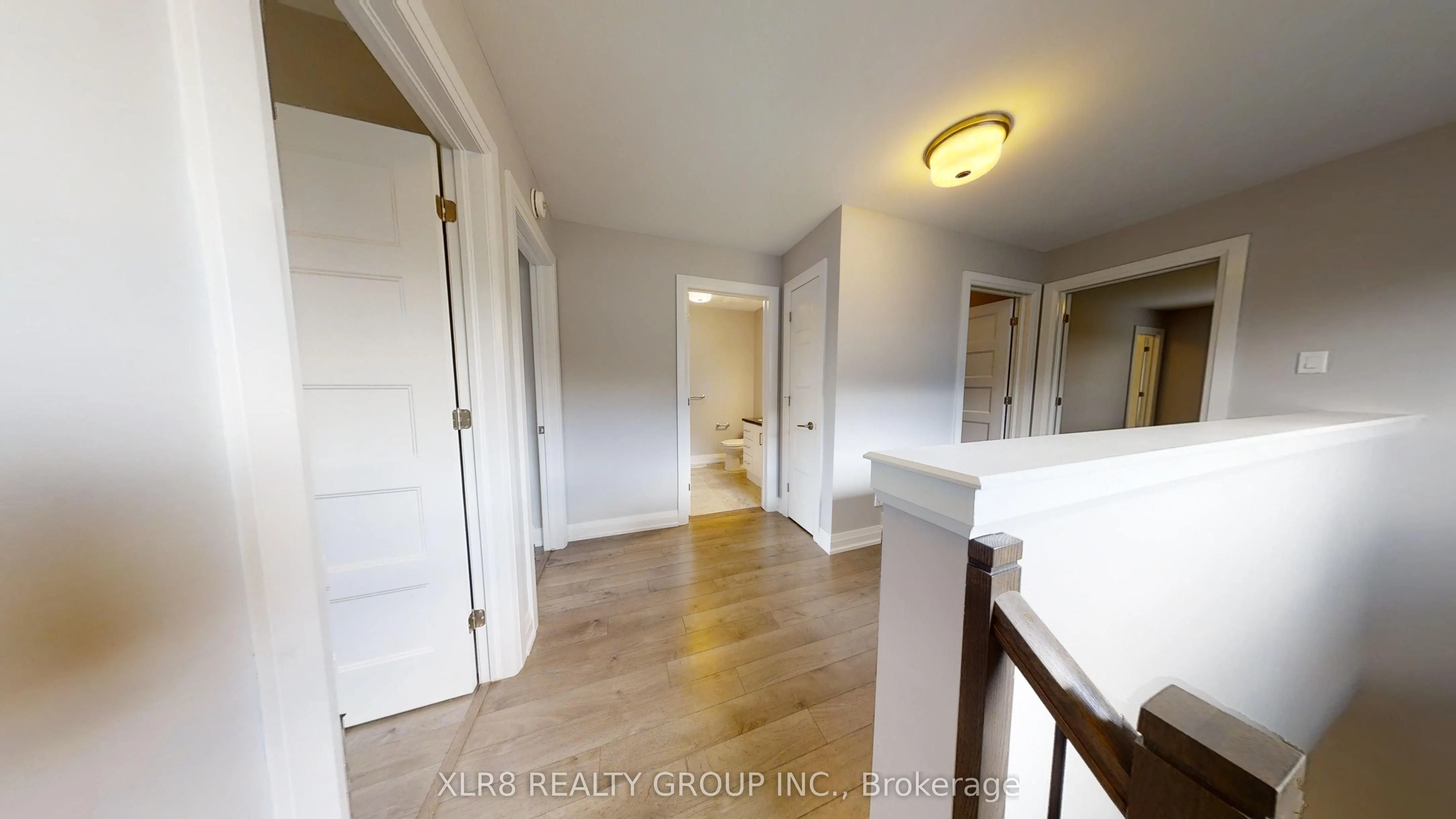 190 Argile Street S