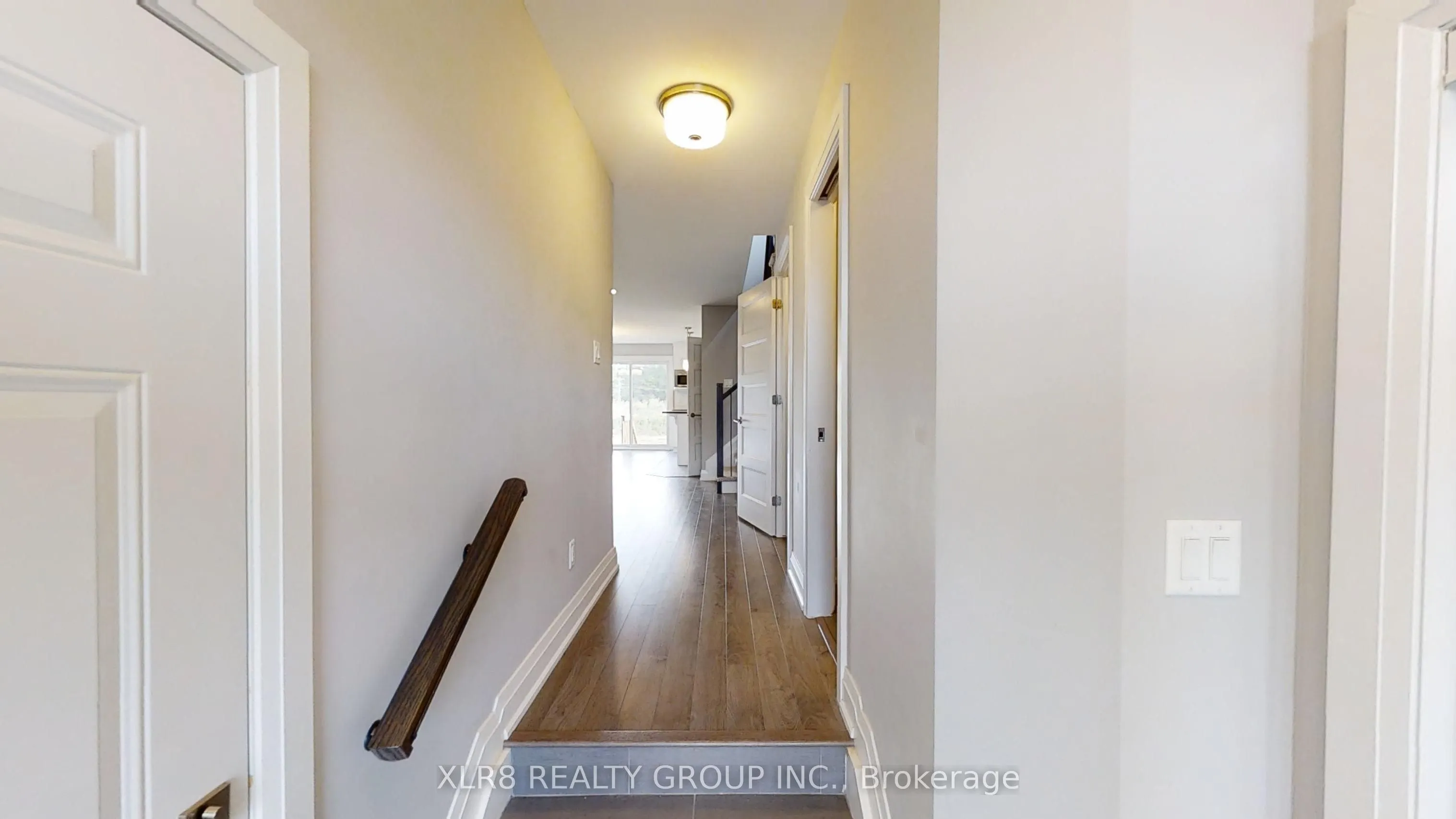 190 Argile Street S