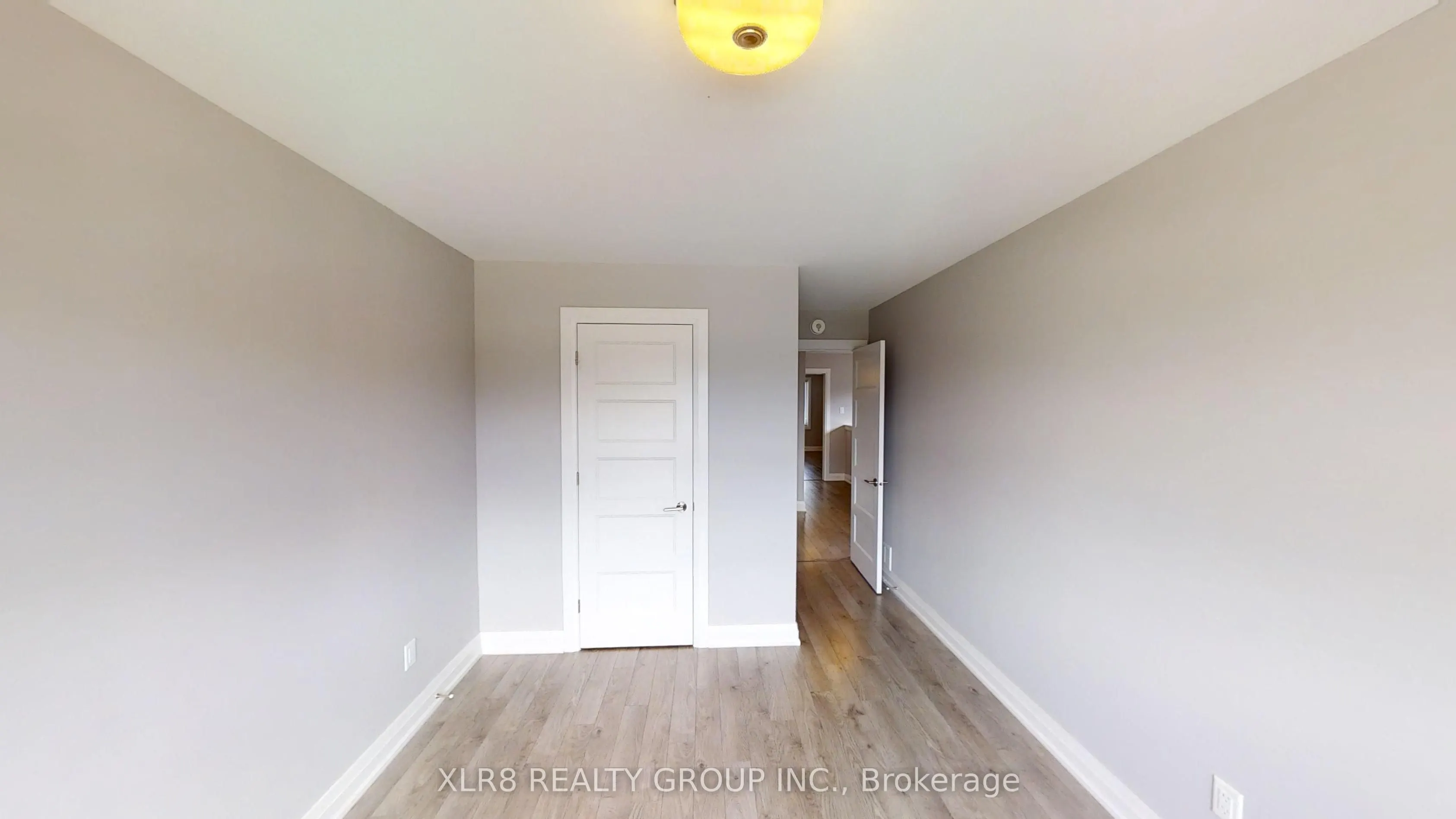 190 Argile Street S
