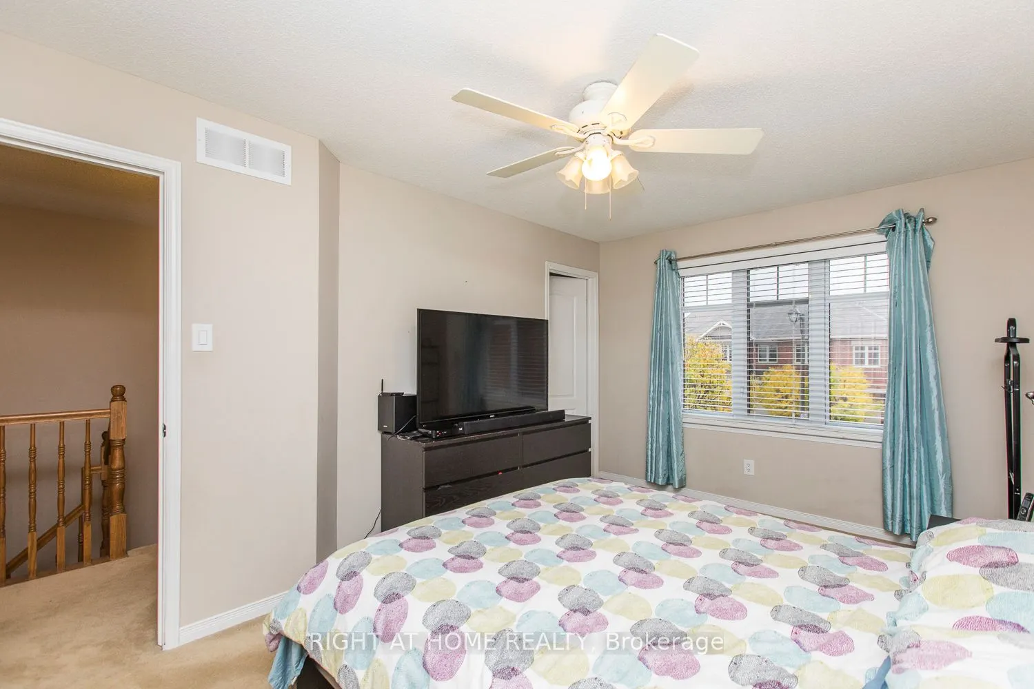 241 BADGELEY Avenue