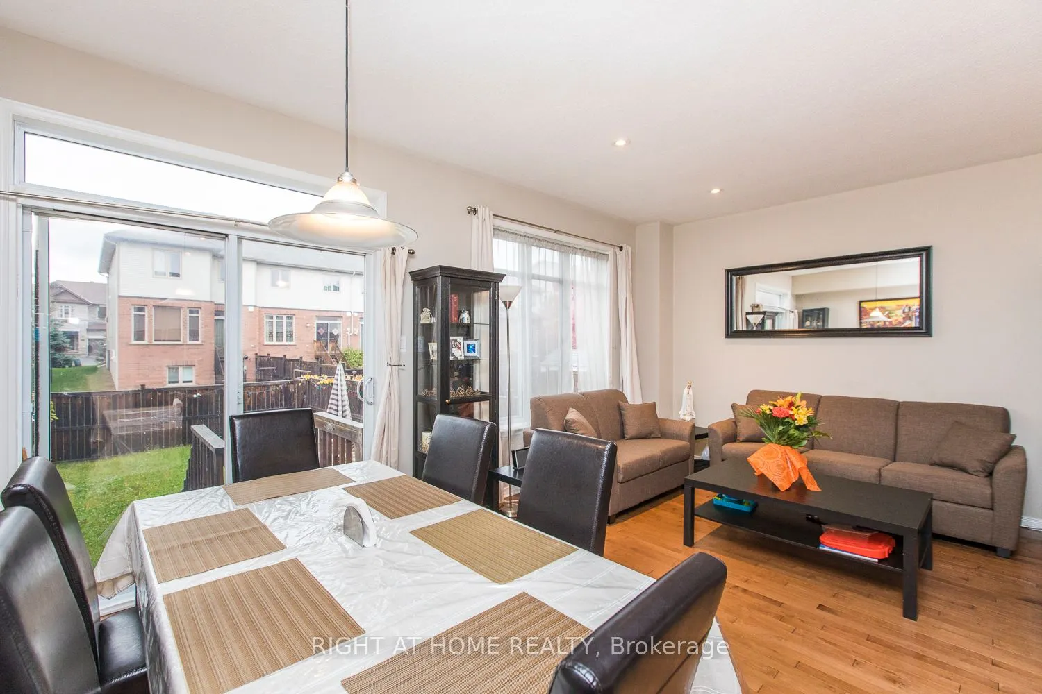 241 BADGELEY Avenue