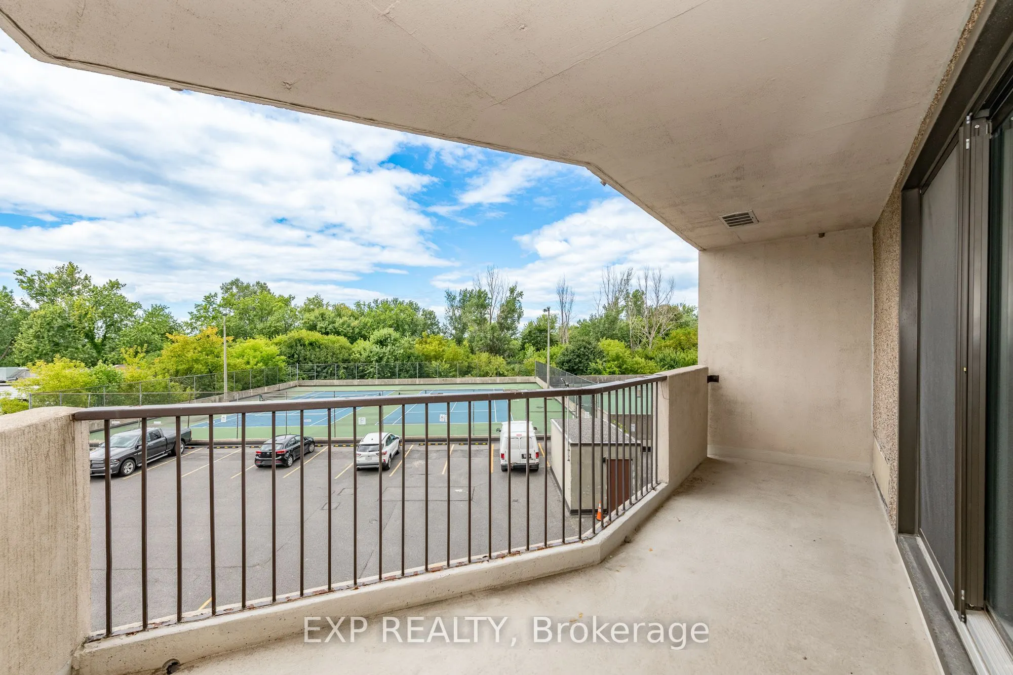1025 Richmond Road, #304