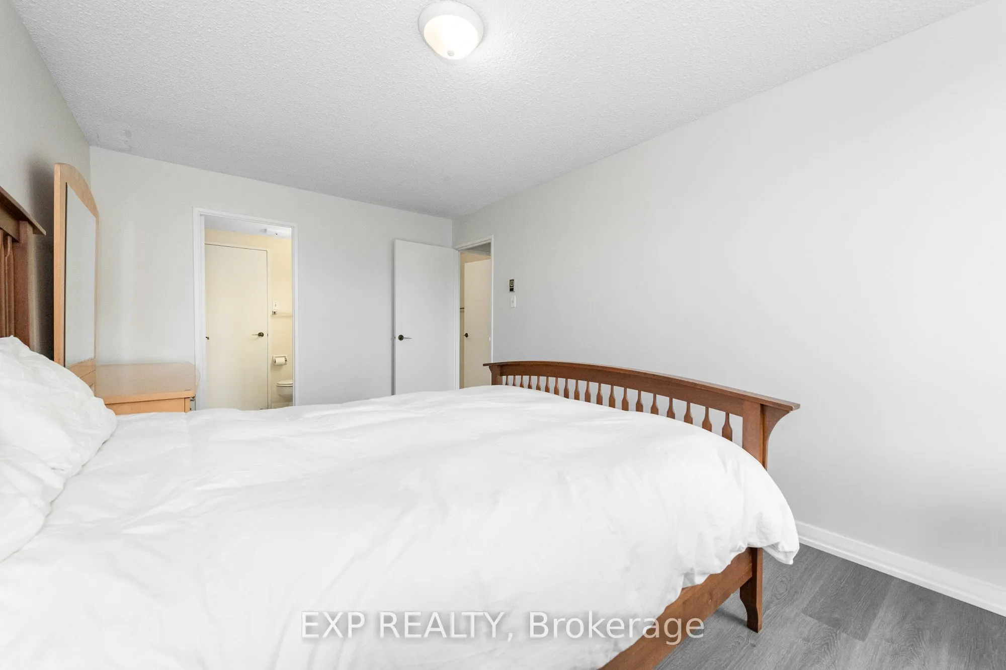 1025 Richmond Road, #304