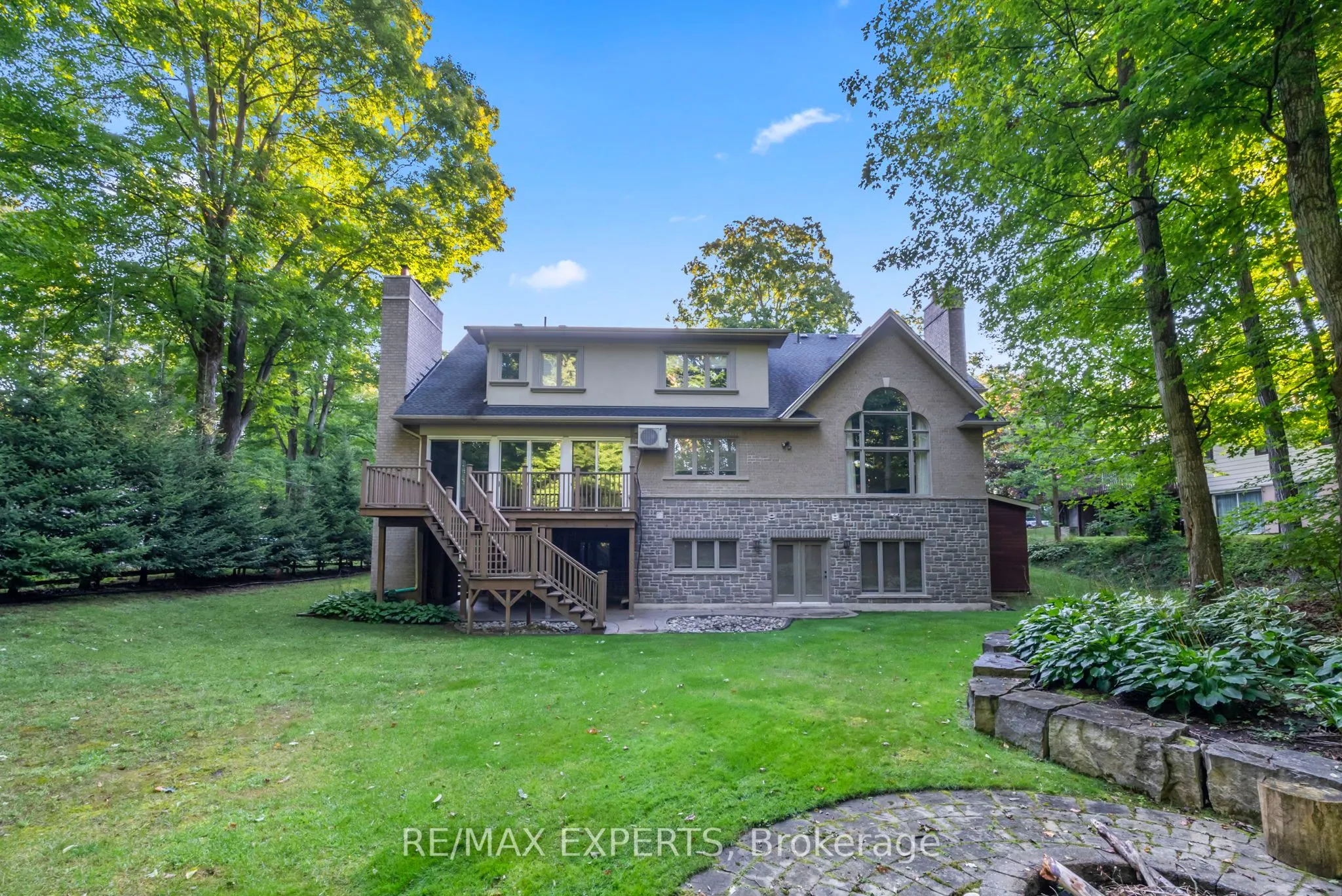 431 Manley Crescent
