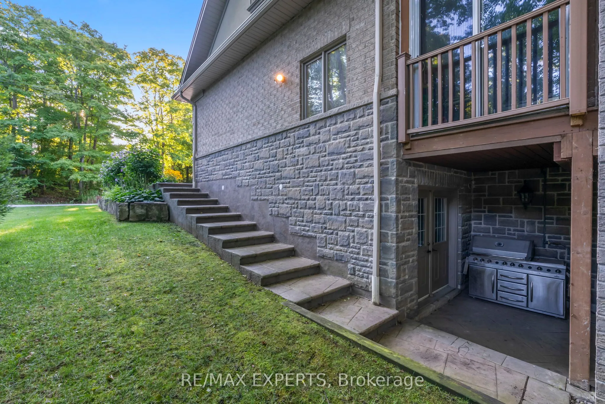 431 Manley Crescent