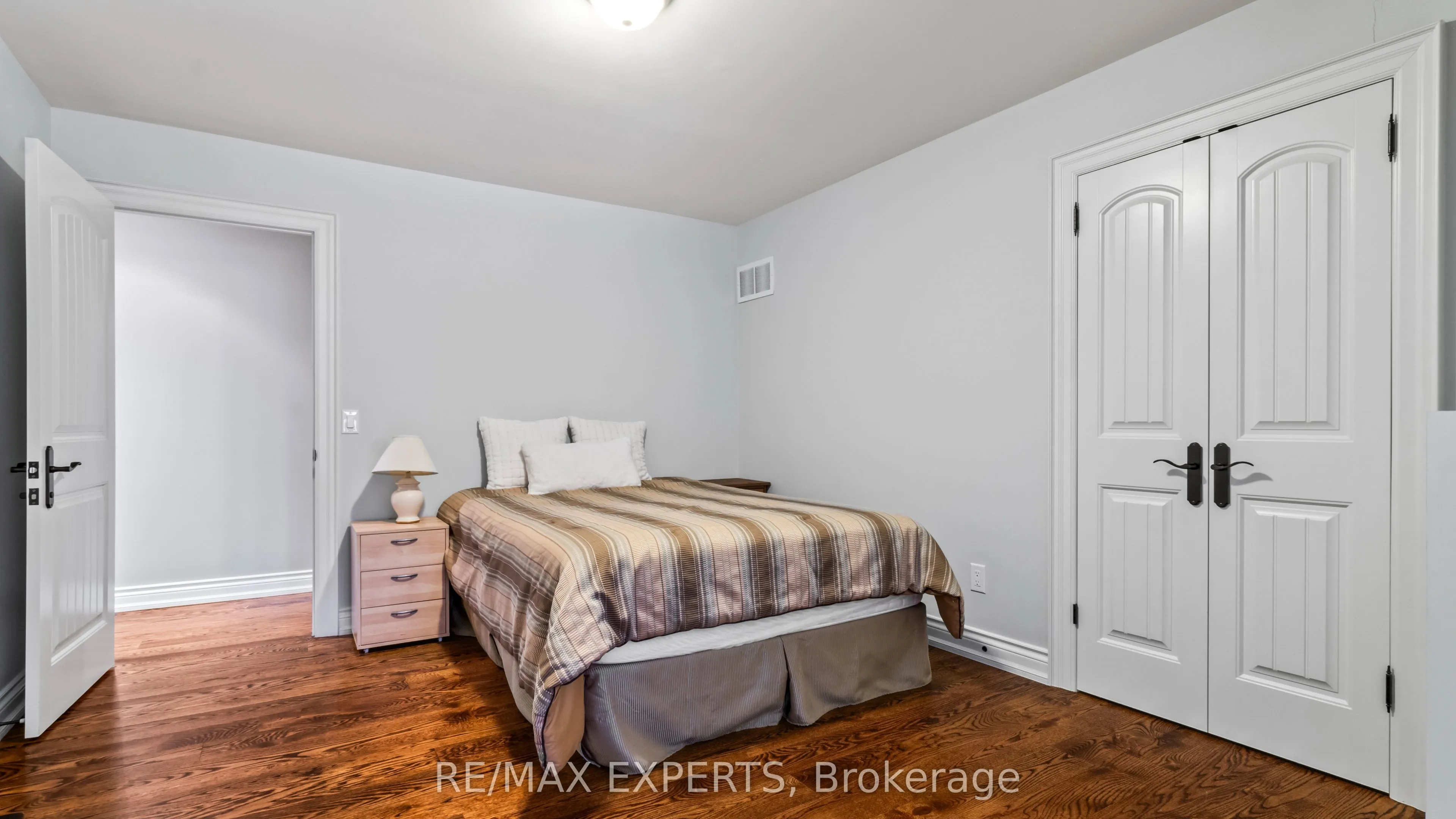 431 Manley Crescent