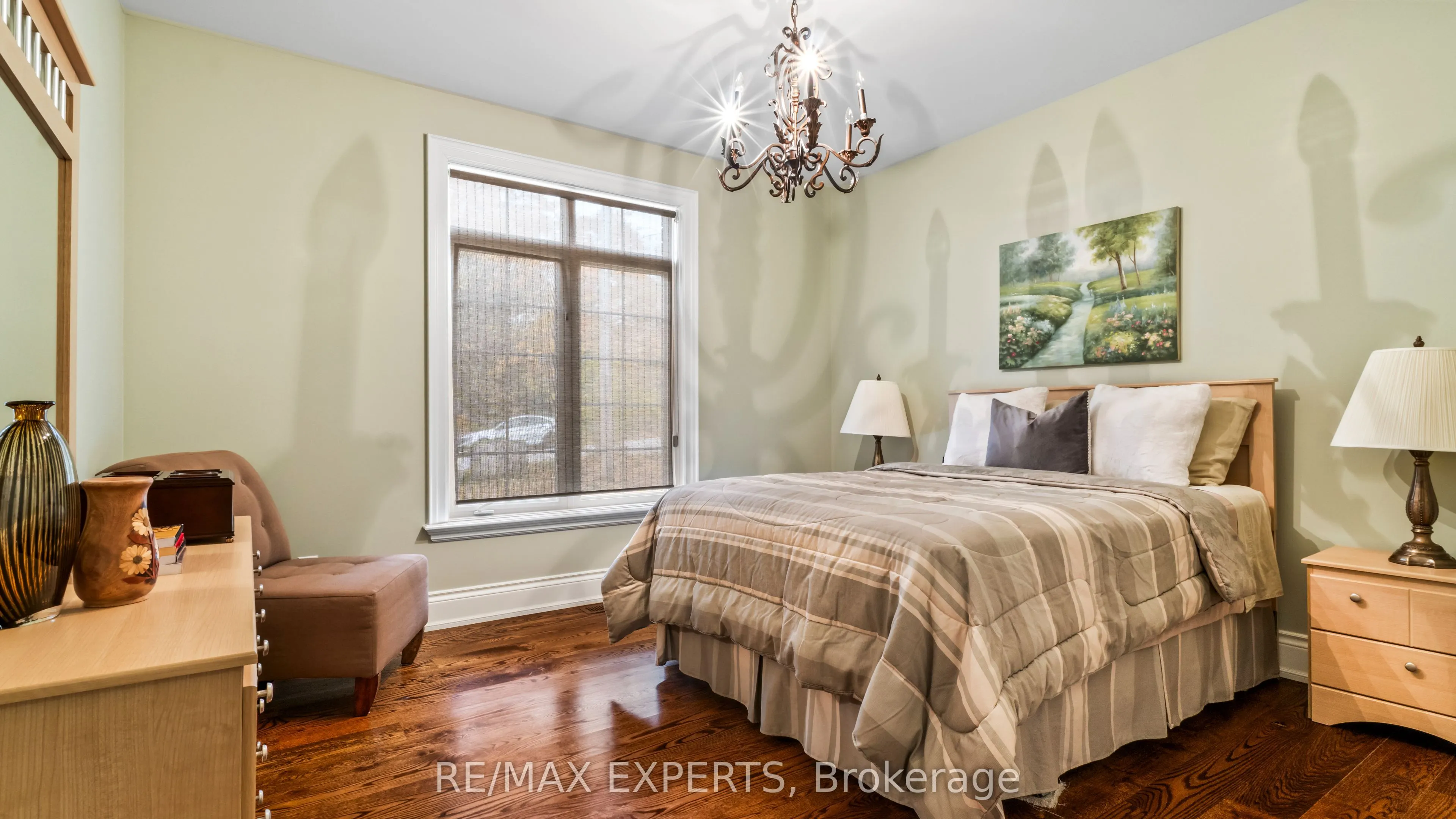 431 Manley Crescent