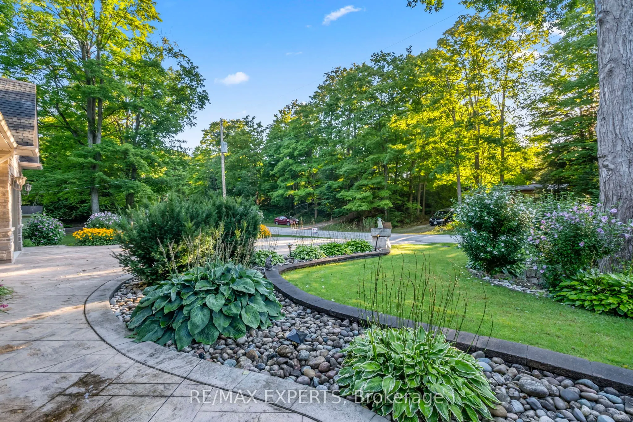 431 Manley Crescent