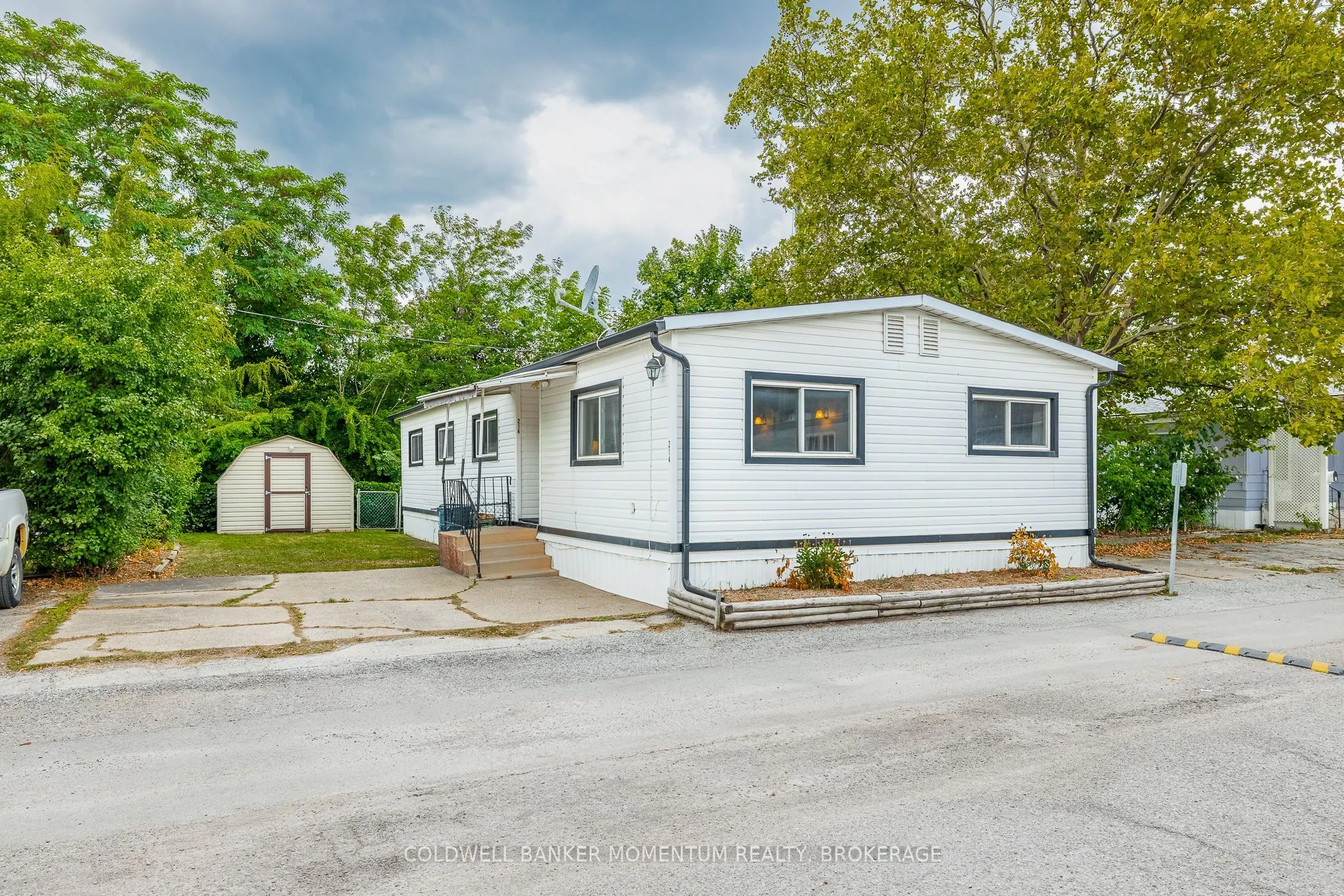 241 St. Paul Street W, #214