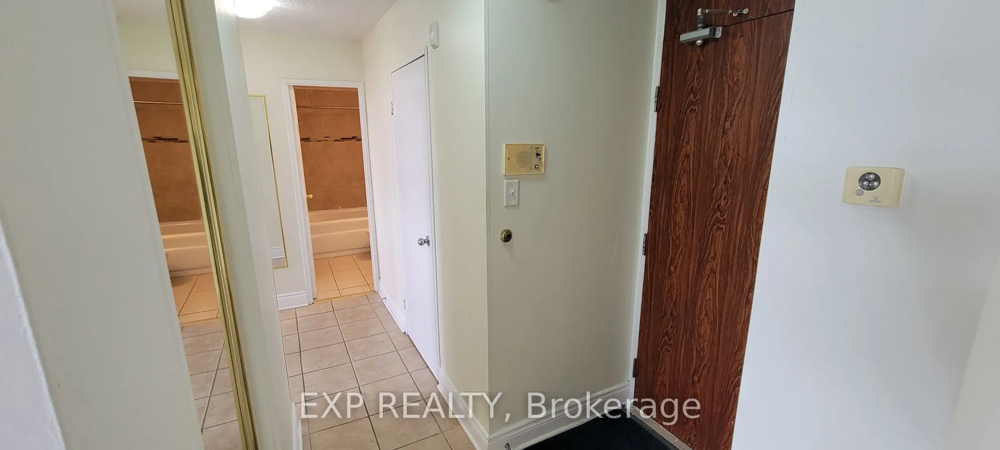 2000 Jasmine Crescent, #1214
