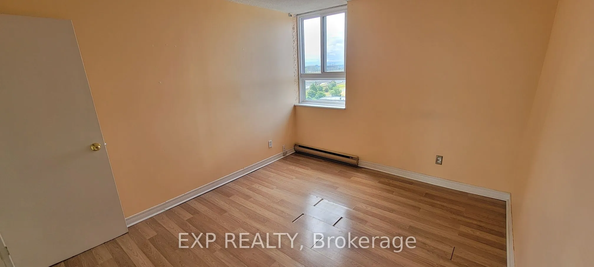 2000 Jasmine Crescent, #1214