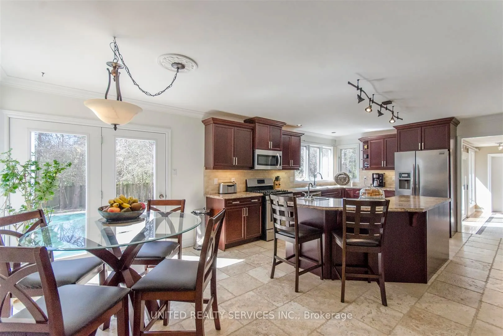1777 HIGHBURY Avenue N, #9